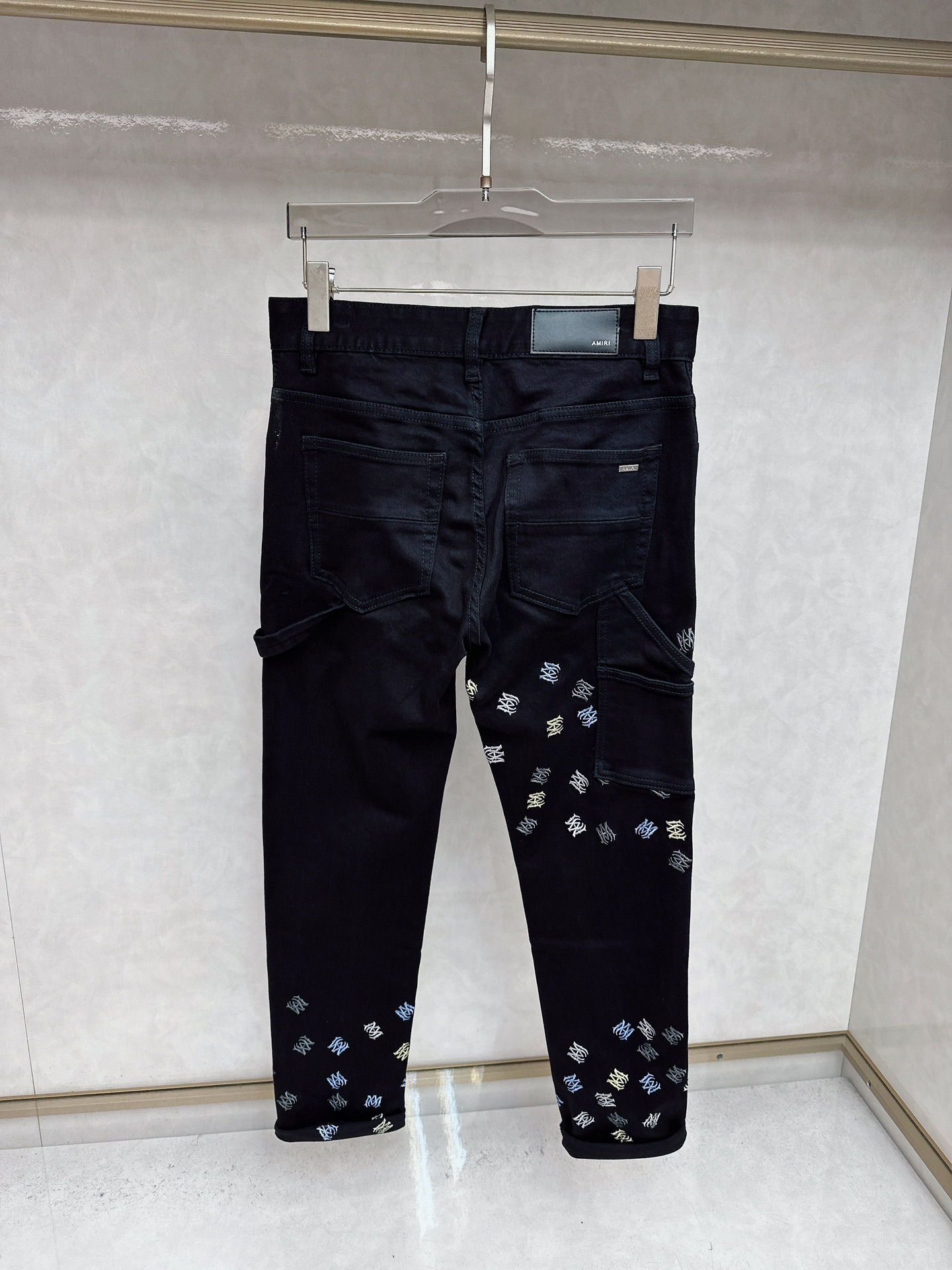 😊 2025秋冬🔥🔥新款现货上市，原单爆款牛仔裤👖超级定制款，原版五金，超级重工工艺，版型超赞👍细节做工