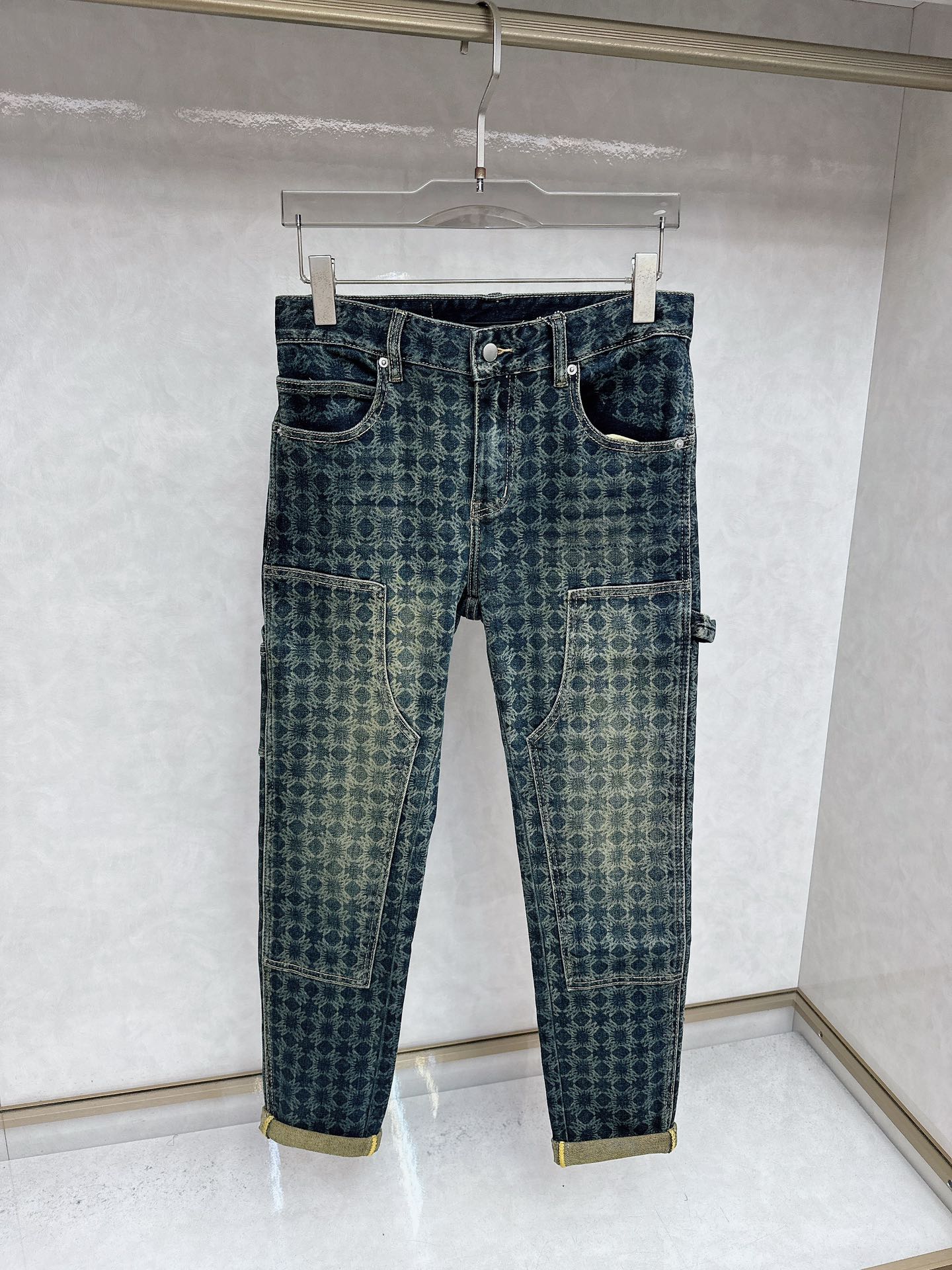 😊 2025秋冬🔥🔥新款现货上市，原单爆款牛仔裤👖超级定制款，原版五金，超级重工工艺，版型超赞👍细节做工