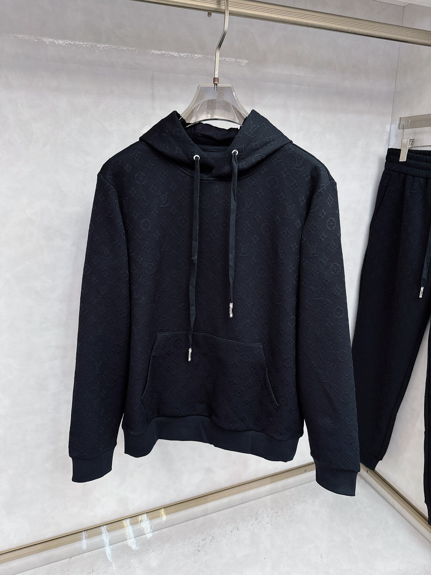 LV 2025秋冬新款卫衣套装，丝光棉卫衣面料，男女同款。上身效果超赞，码数48-56