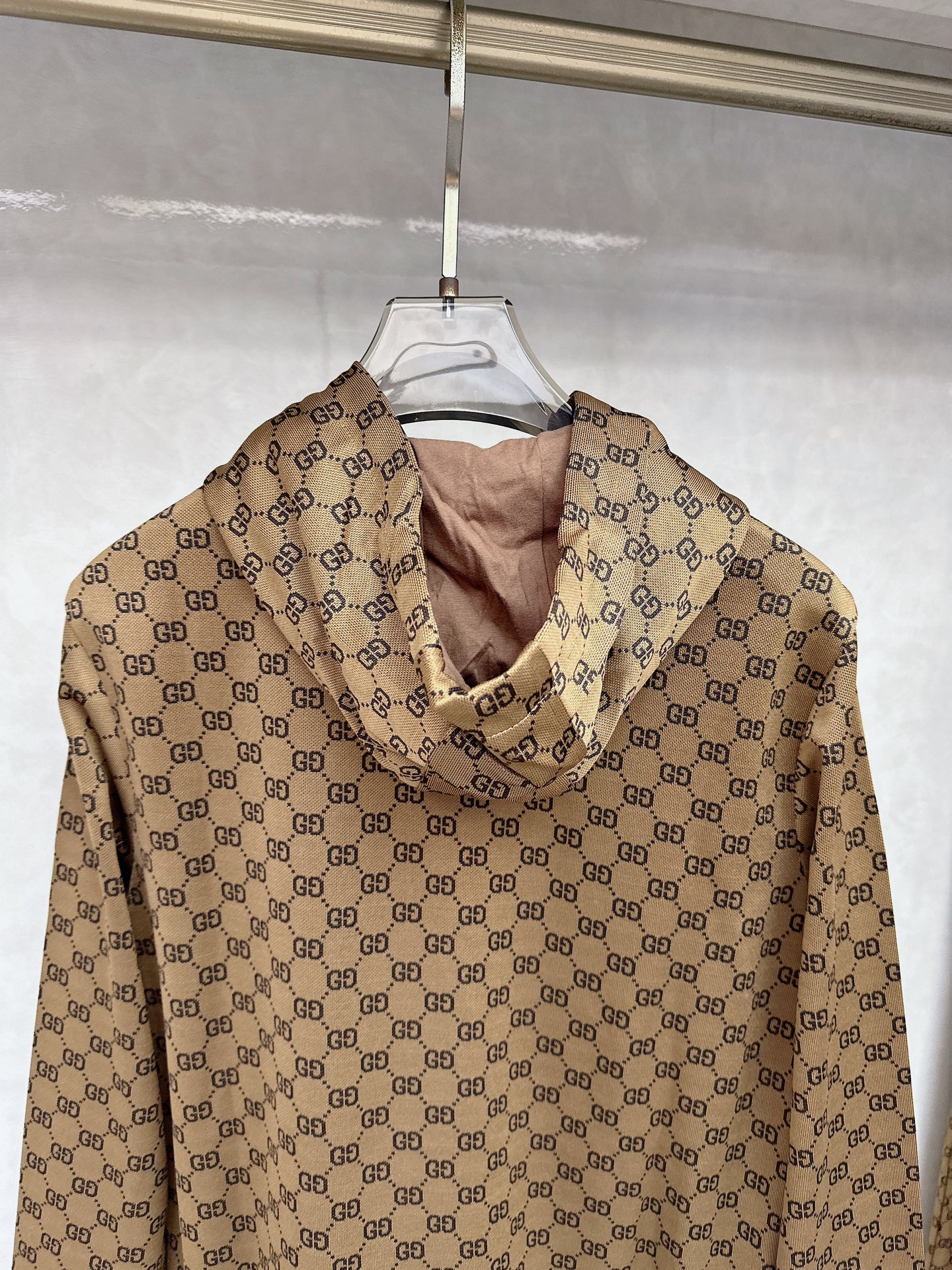 古奇 2025秋冬新款时尚休闲套装 品牌经典LOGO ，舒适度极好，手触感强烈。辨识度极高 定制进口面料