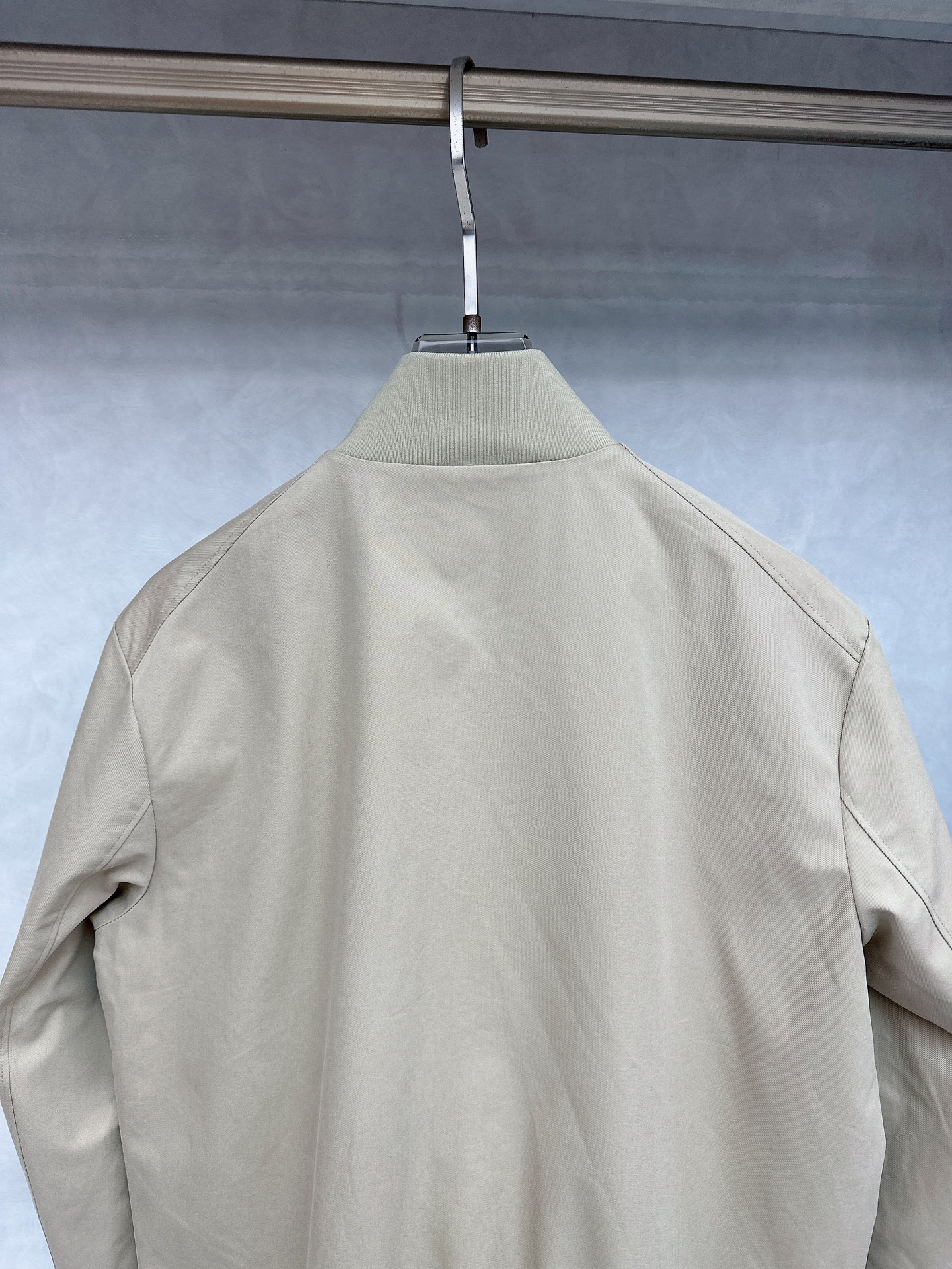 lP🆕 诺悠翩雅 最新款休闲男士，中长长度，高品质的面料和时尚的设计而受到广大男士的喜爱，柔软且透气的羊