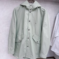 Loro Piana 中长款时尚休闲都市男士定制中长款外套!贸易公司渠道稀出,领先官网发售!该款大衣来自 Loro Piana 中长款时尚休闲都市男士定制中长款外套!贸易公司渠道稀出,领先官网发售!该款大衣来自