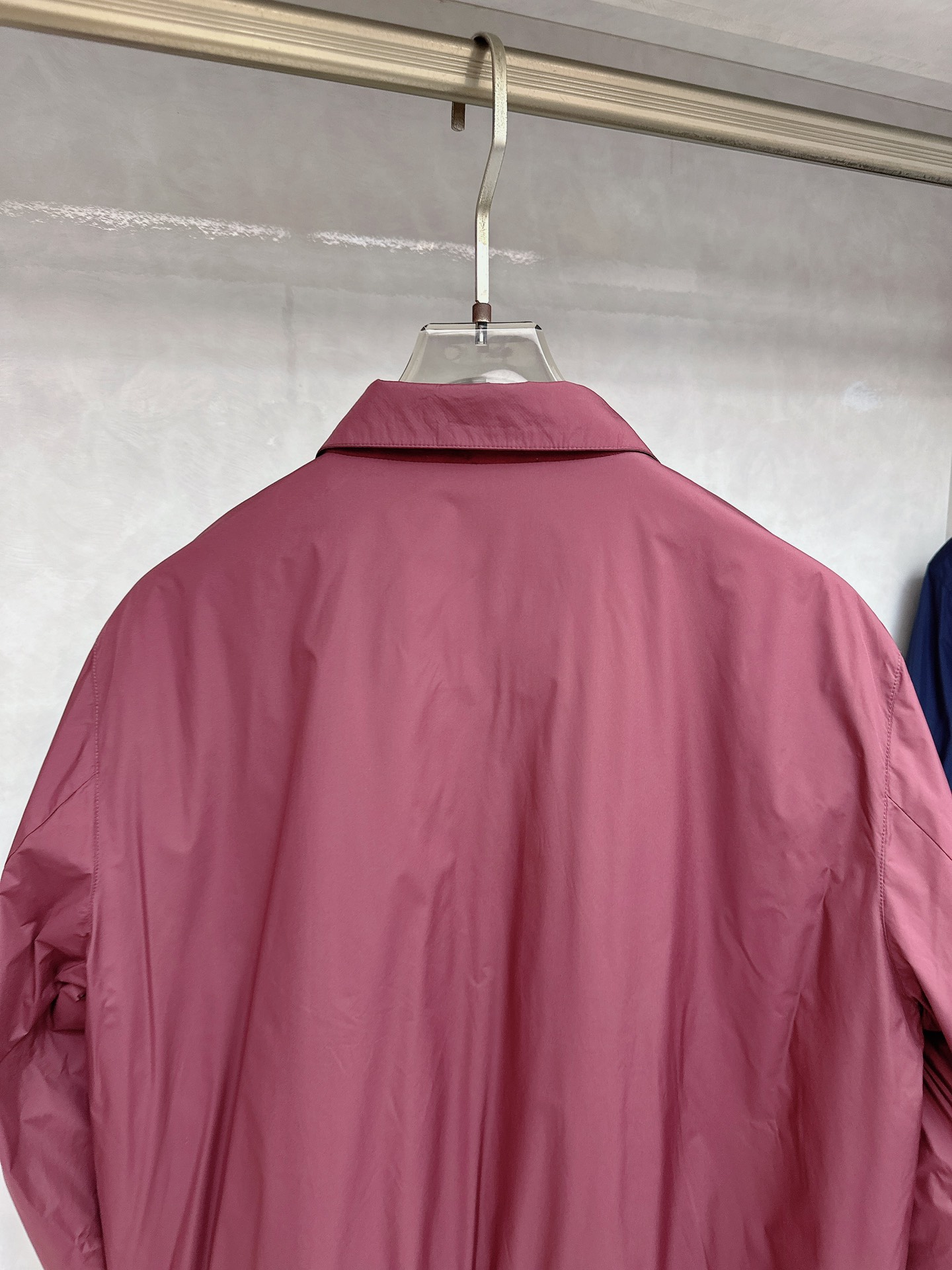 lP🆕 顶级老线风~立领夹克薄外套，优雅精致的顶级精品，男士商务款休闲夹克，告别一般夹克的厚重，上身轻盈