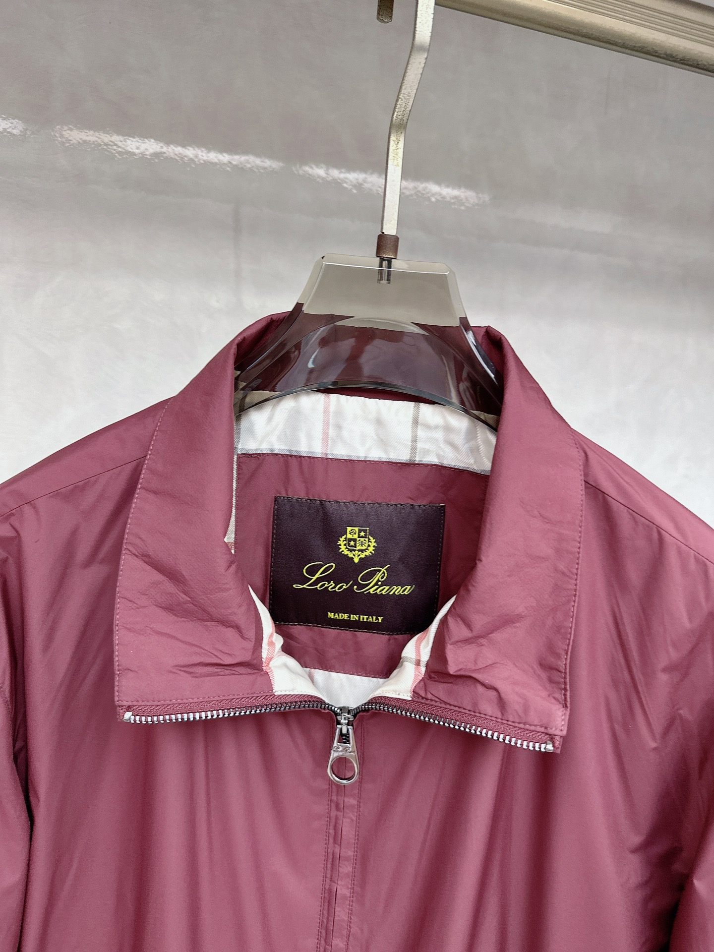 lP🆕 顶级老线风~立领夹克薄外套，优雅精致的顶级精品，男士商务款休闲夹克，告别一般夹克的厚重，上身轻盈