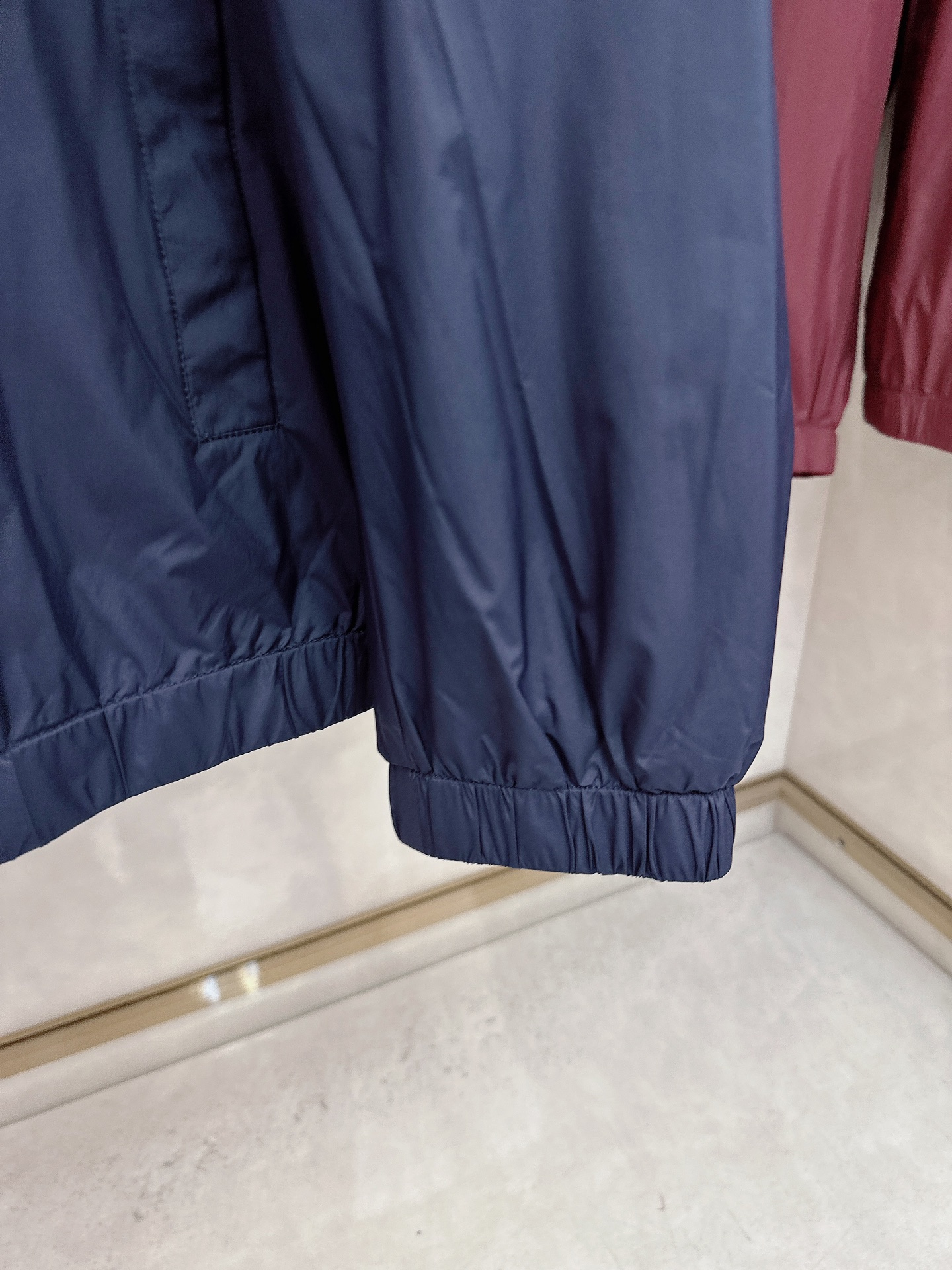 lP🆕 顶级老线风~立领夹克薄外套，优雅精致的顶级精品，男士商务款休闲夹克，告别一般夹克的厚重，上身轻盈