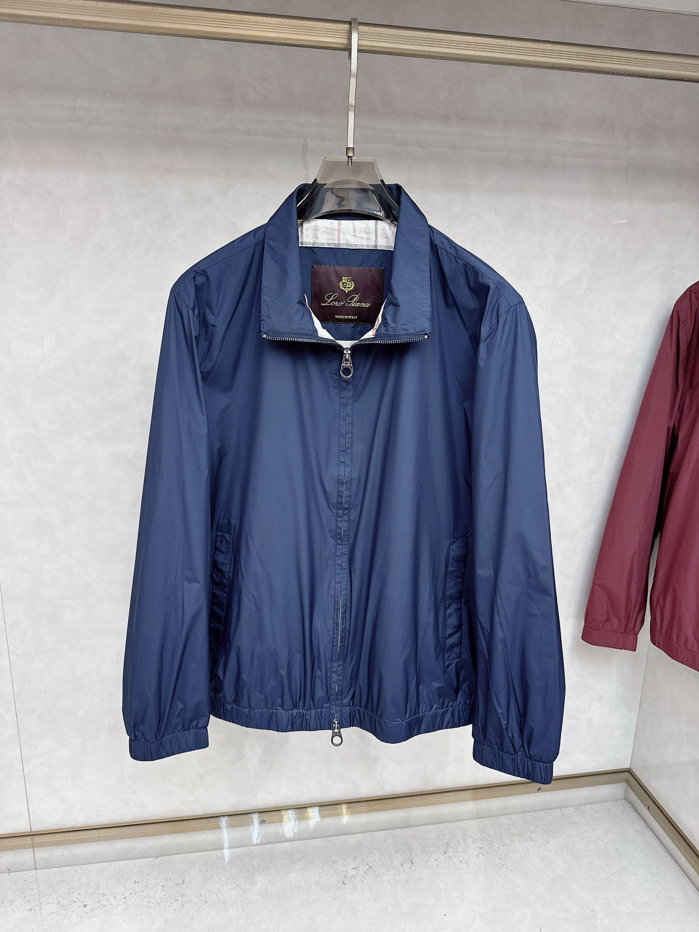 lP🆕 顶级老线风~立领夹克薄外套，优雅精致的顶级精品，男士商务款休闲夹克，告别一般夹克的厚重，上身轻盈