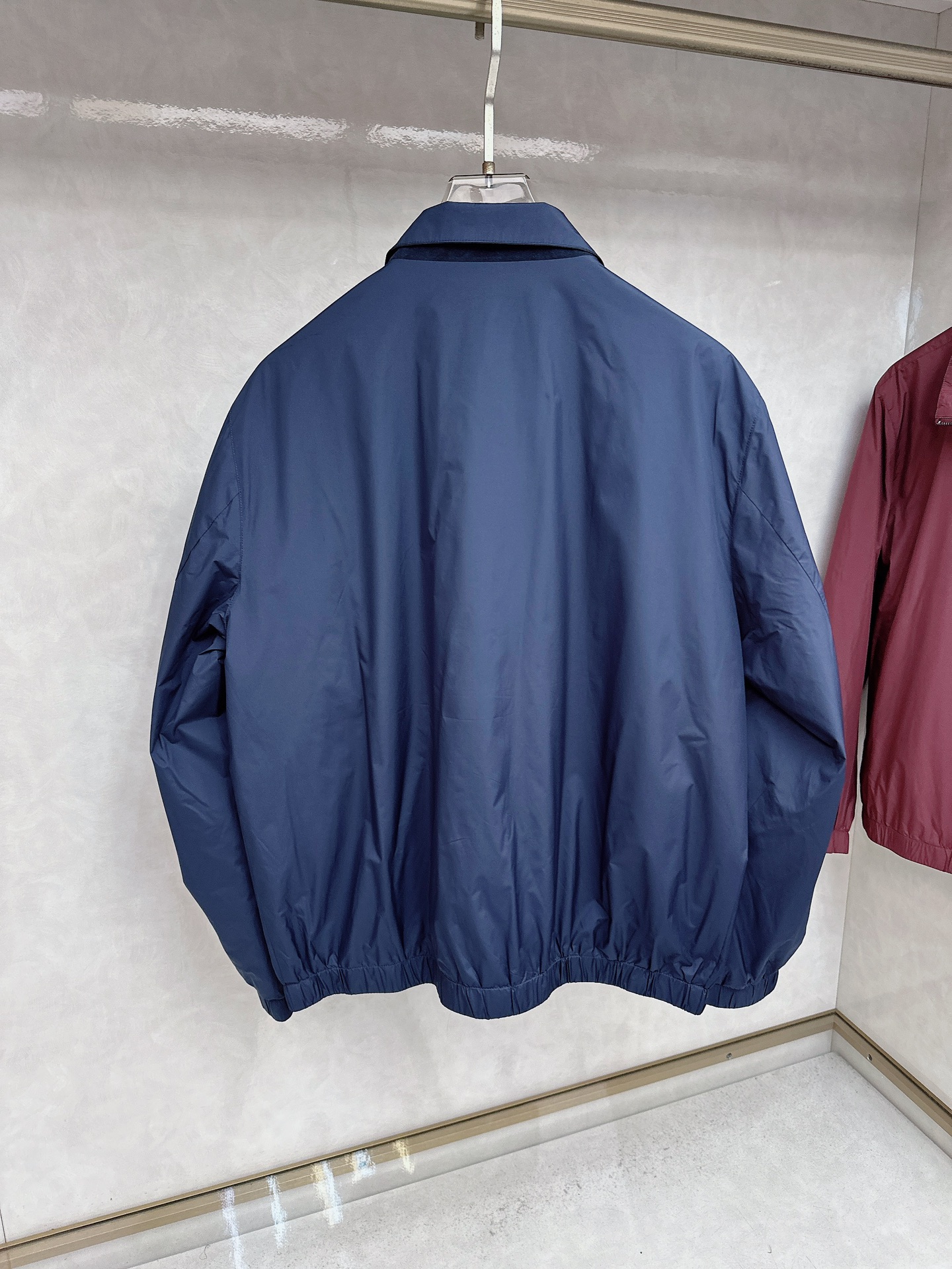 lP🆕 顶级老线风~立领夹克薄外套，优雅精致的顶级精品，男士商务款休闲夹克，告别一般夹克的厚重，上身轻盈