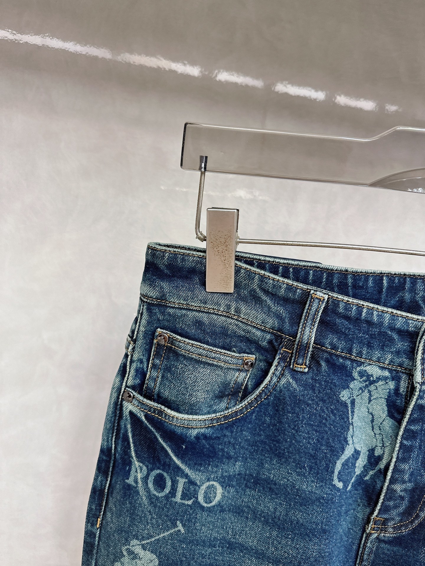 😊 2025秋冬🔥🔥新款现货上市，原单爆款牛仔裤👖超级定制款，原版五金，超级重工工艺，版型超赞👍细节做工