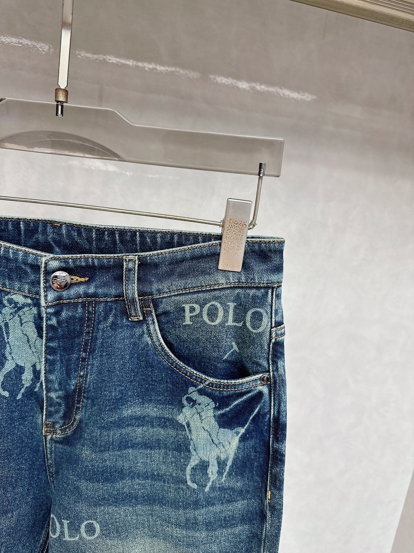 😊 2025秋冬🔥🔥新款现货上市，原单爆款牛仔裤👖超级定制款，原版五金，超级重工工艺，版型超赞👍细节做工