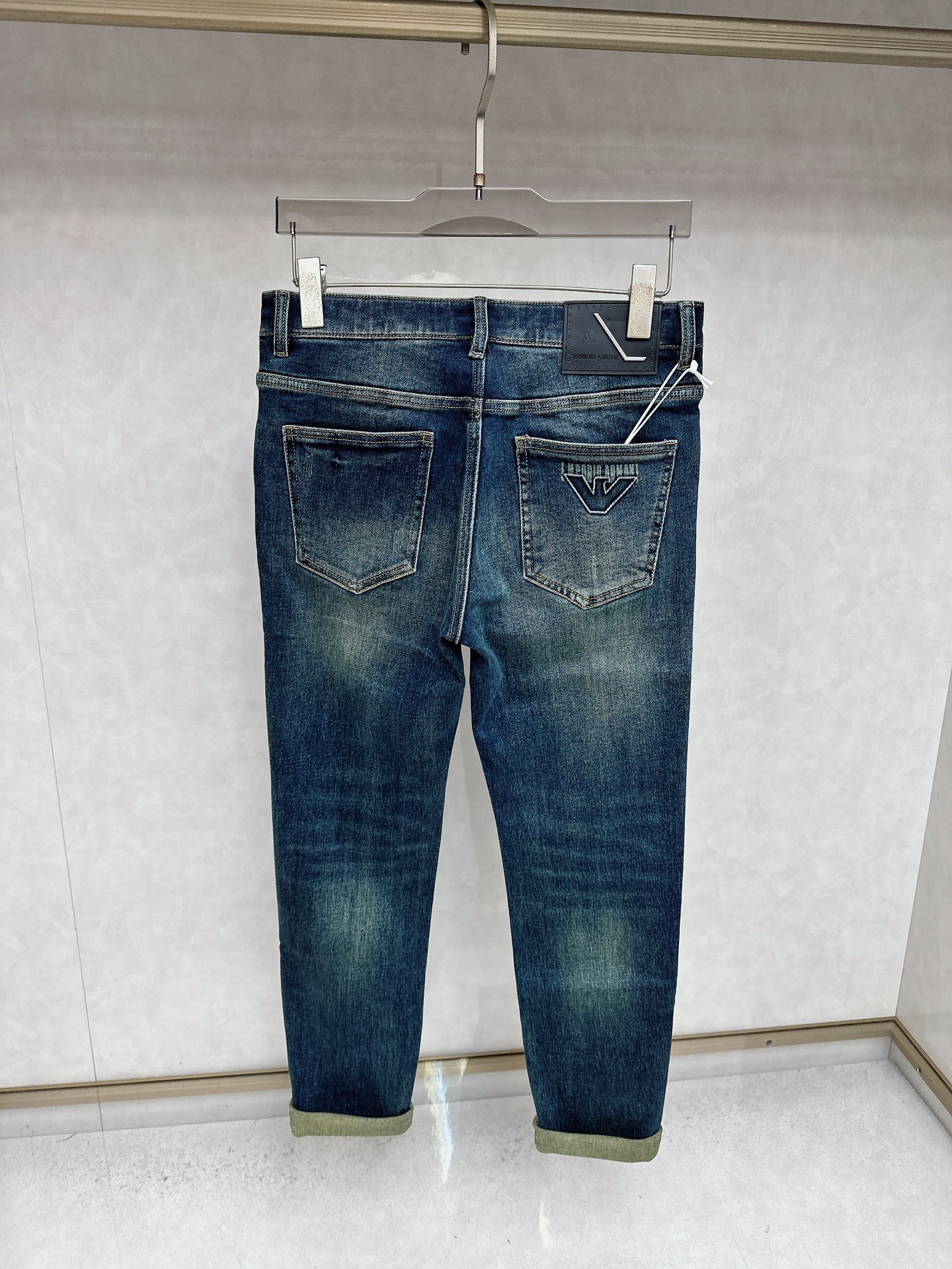 阿玛尼 2025秋冬🔥🔥新款现货上市，原单爆款牛仔裤👖超级定制款，原版五金，超级重工工艺，版型超赞👍细节