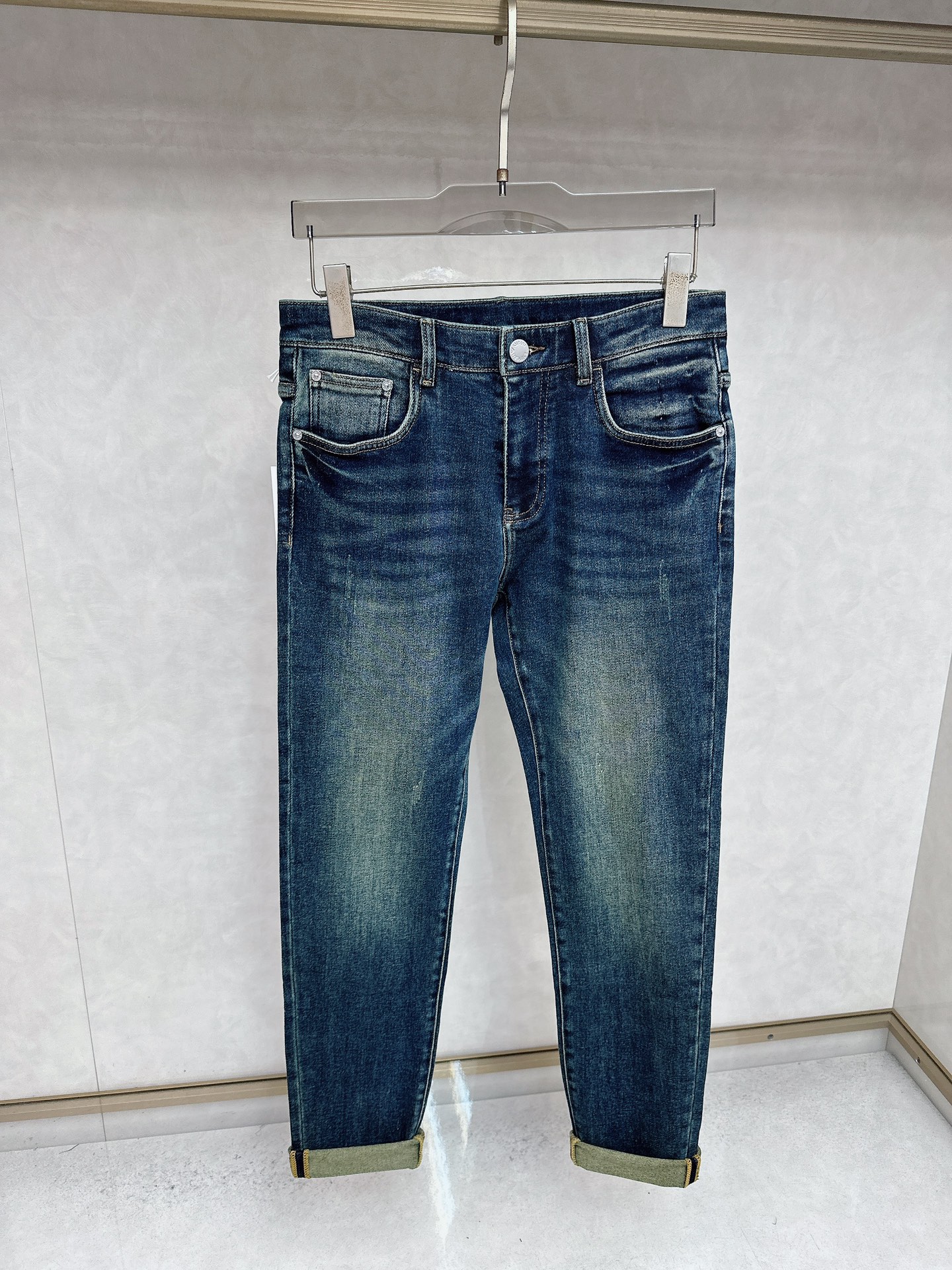 阿玛尼 2025秋冬🔥🔥新款现货上市，原单爆款牛仔裤👖超级定制款，原版五金，超级重工工艺，版型超赞👍细节