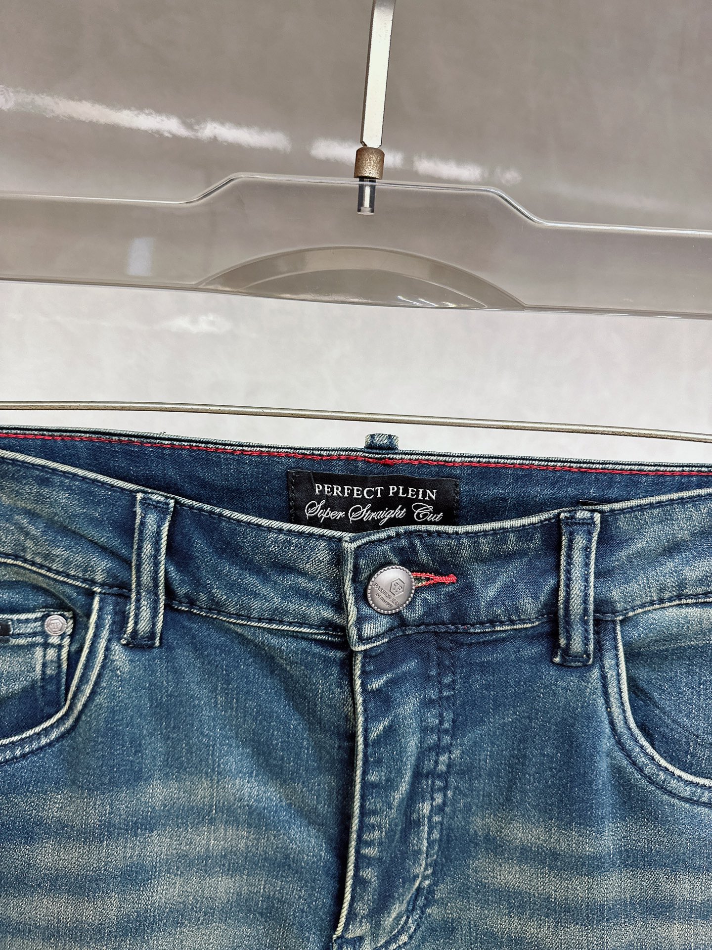 PP 秋冬🔥🔥新款现货上市，原单爆款牛仔裤👖超级定制款，原版五金，超级重工工艺，版型超赞👍细节做工无可挑