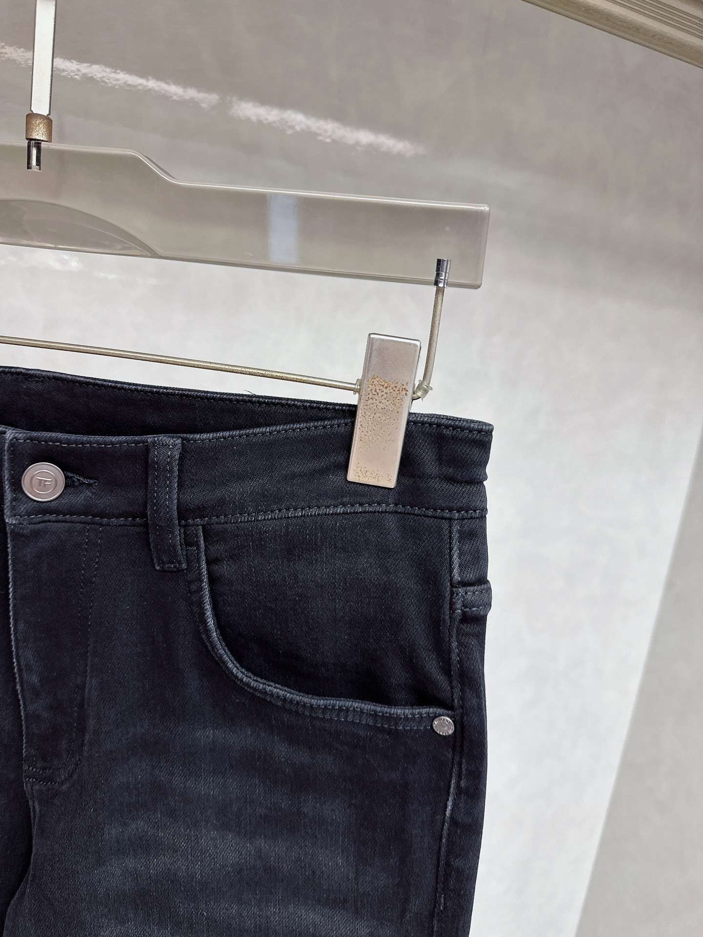 TF 2025秋冬🔥🔥新款现货上市，原单爆款牛仔裤👖超级定制款，原版五金，超级重工工艺，版型超赞👍细节做