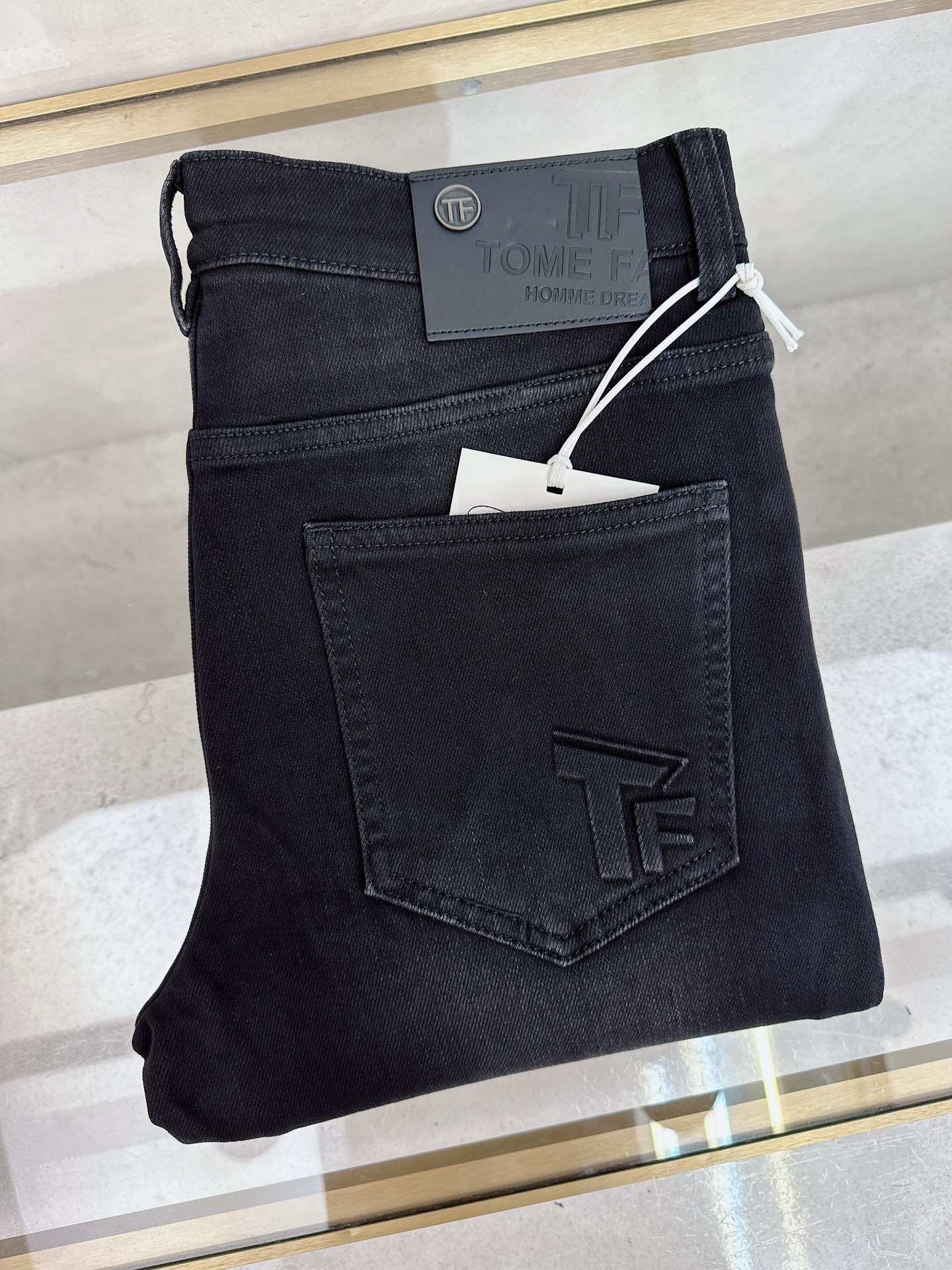 TF 2025秋冬🔥🔥新款现货上市，原单爆款牛仔裤👖超级定制款，原版五金，超级重工工艺，版型超赞👍细节做