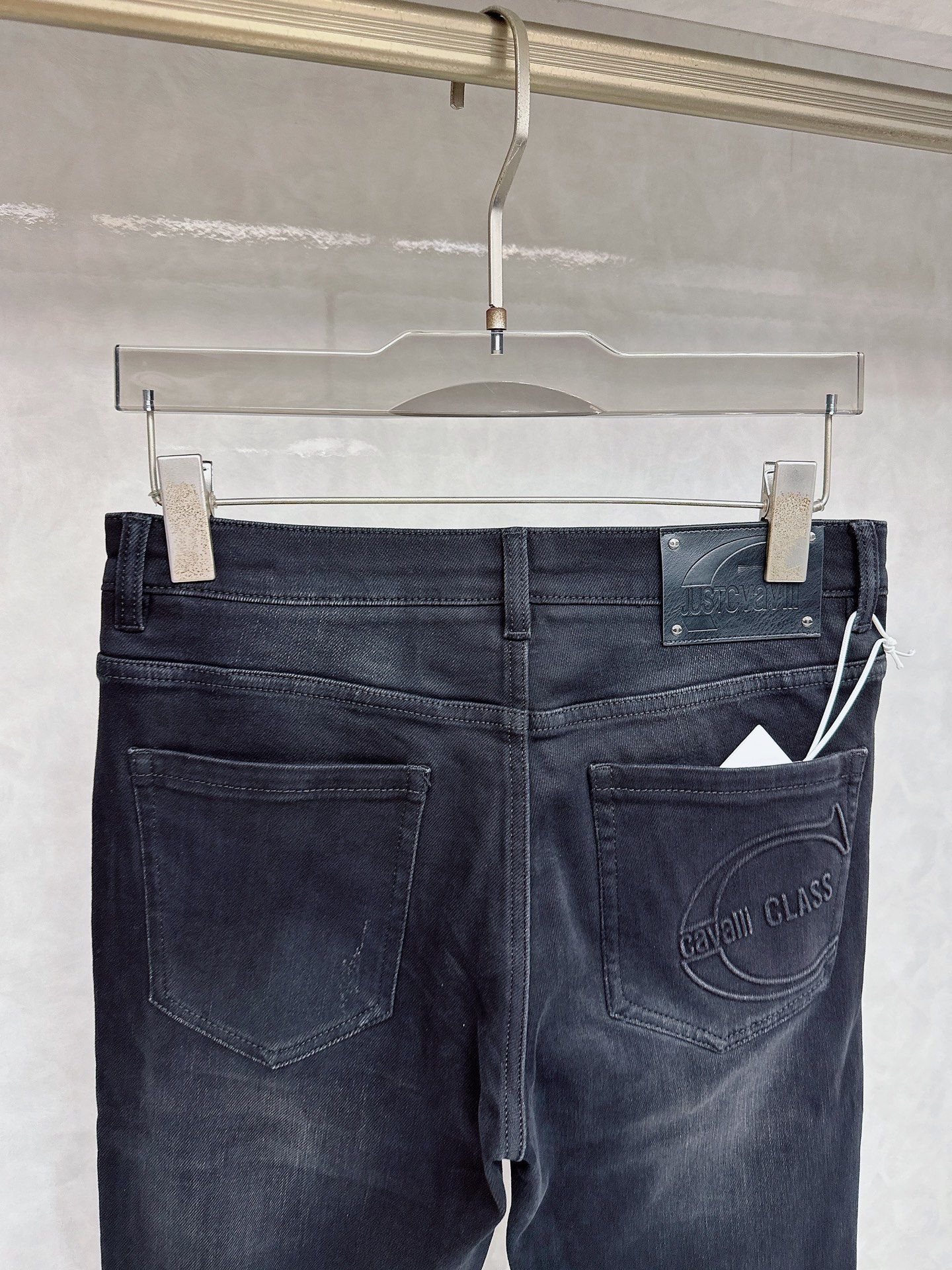 😊 2025秋冬🔥🔥新款现货上市，原单爆款牛仔裤👖超级定制款，原版五金，超级重工工艺，版型超赞👍细节做工