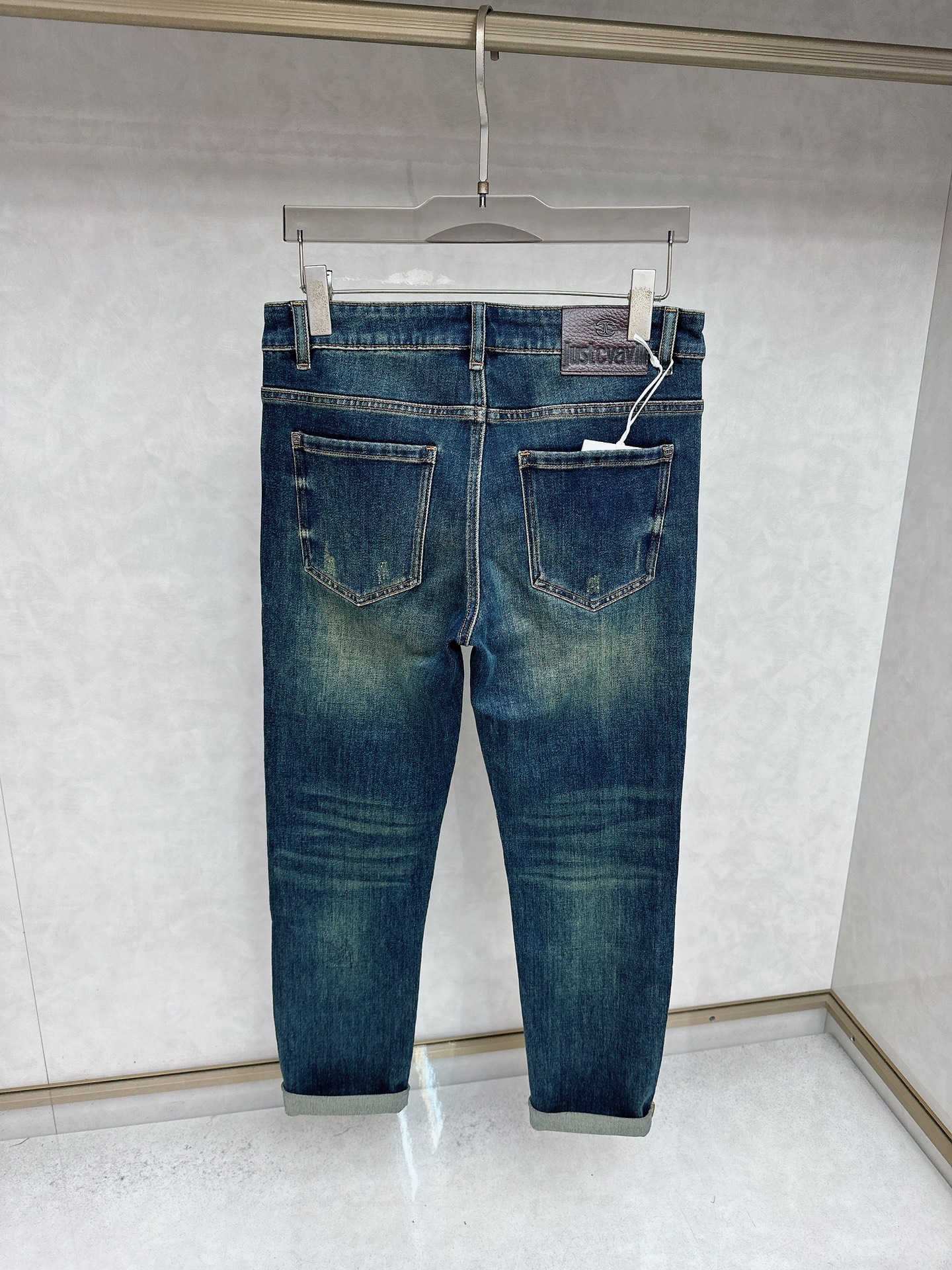 😊 2025秋冬🔥🔥新款现货上市，原单爆款牛仔裤👖超级定制款，原版五金，超级重工工艺，版型超赞👍细节做工