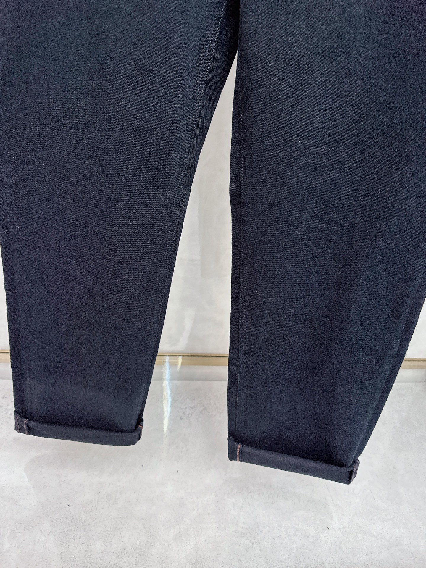 普拉达 2025秋冬🔥🔥新款现货上市，原单爆款牛仔裤👖超级定制款，原版五金，超级重工工艺，版型超赞👍细节