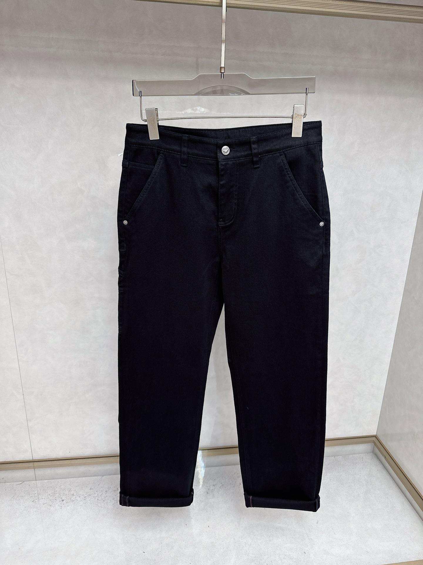 普拉达 2025秋冬🔥🔥新款现货上市，原单爆款牛仔裤👖超级定制款，原版五金，超级重工工艺，版型超赞👍细节