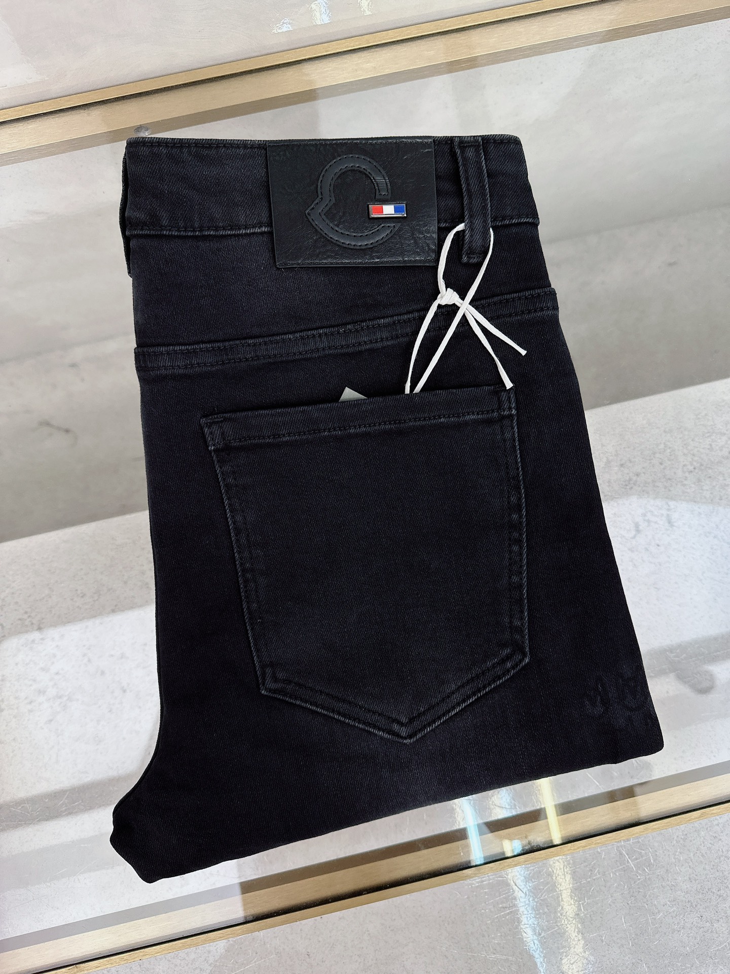 蒙口 2025秋冬🔥🔥新款现货上市，原单爆款牛仔裤👖超级定制款，原版五金，超级重工工艺，版型超赞👍细节做