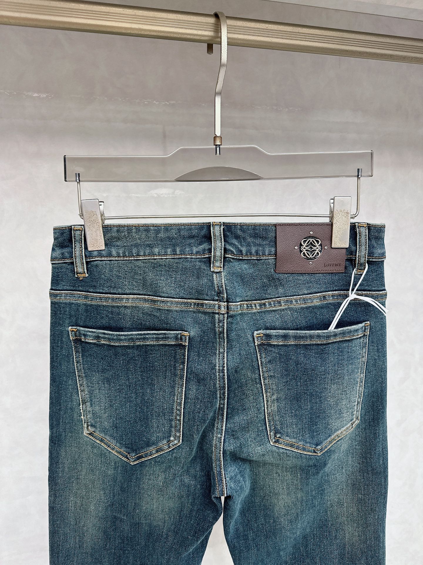 罗意威 2025秋冬🔥🔥新款现货上市，原单爆款牛仔裤👖超级定制款，原版五金，超级重工工艺，版型超赞👍细节