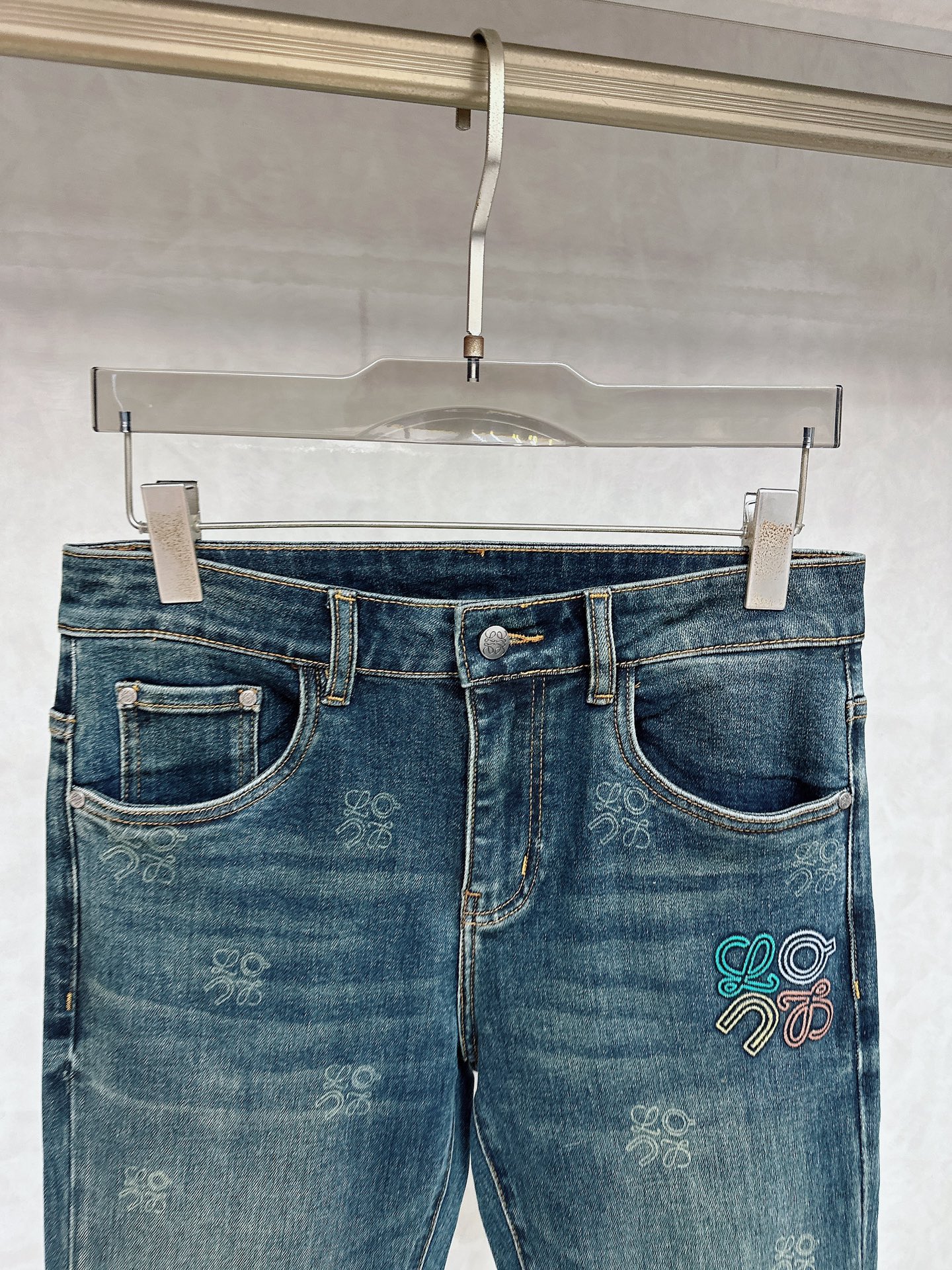 罗意威 2025秋冬🔥🔥新款现货上市，原单爆款牛仔裤👖超级定制款，原版五金，超级重工工艺，版型超赞👍细节