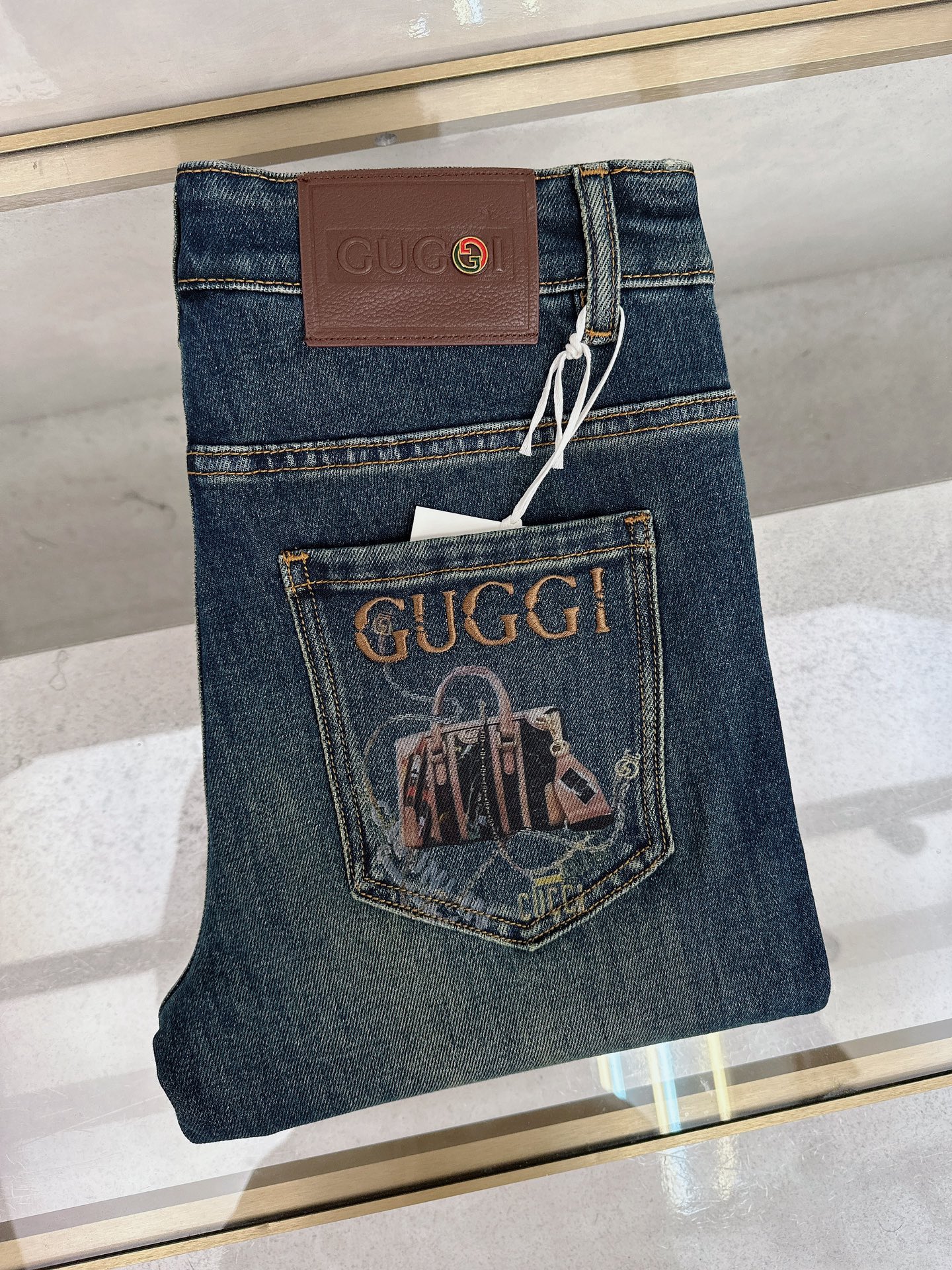 古奇 2025秋冬🔥🔥新款现货上市，原单爆款牛仔裤👖超级定制款，原版五金，超级重工工艺，版型超赞👍细节做