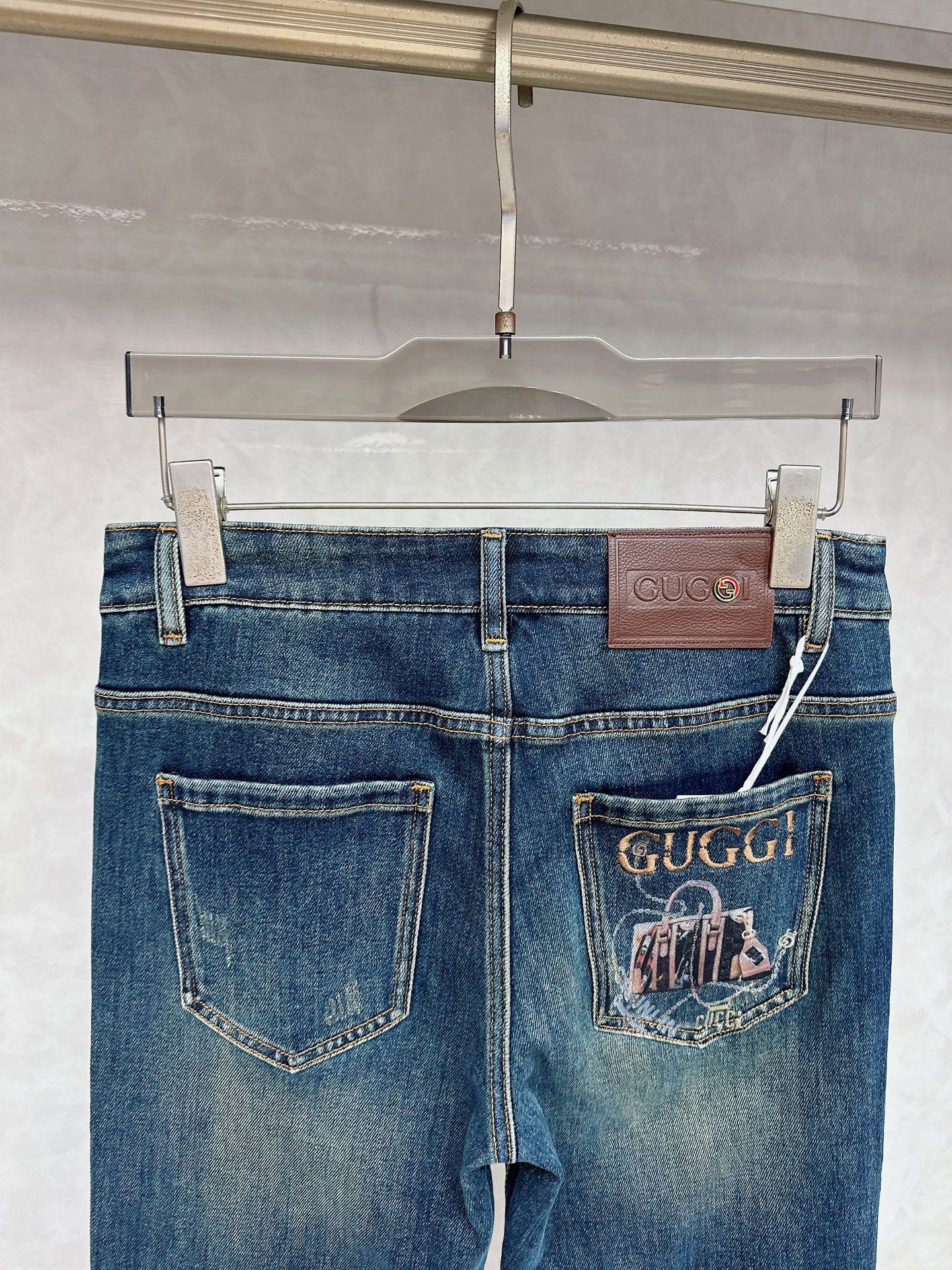 古奇 2025秋冬🔥🔥新款现货上市，原单爆款牛仔裤👖超级定制款，原版五金，超级重工工艺，版型超赞👍细节做