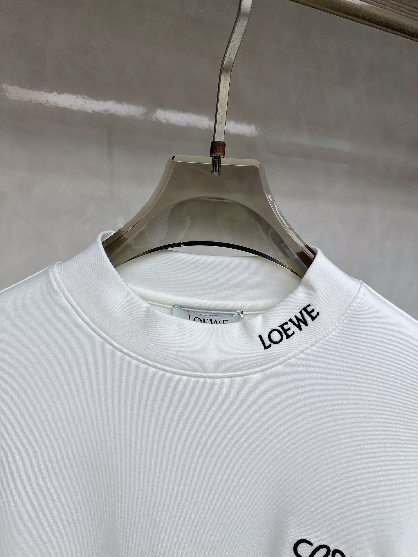 罗意威 LOEWE 2025秋冬专柜新款 时尚休闲打底衫长袖T恤，精选进口高密度双面拉架棉面料，精致原版