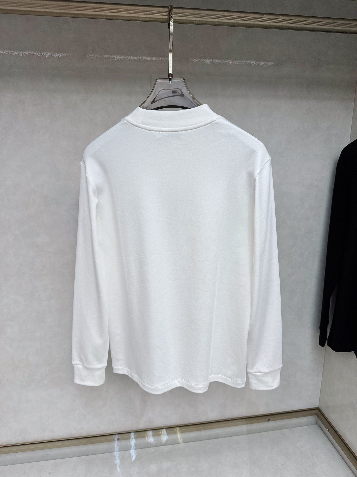 罗意威 LOEWE 2025秋冬专柜新款 时尚休闲打底衫长袖T恤，精选进口高密度双面拉架棉面料，精致原版