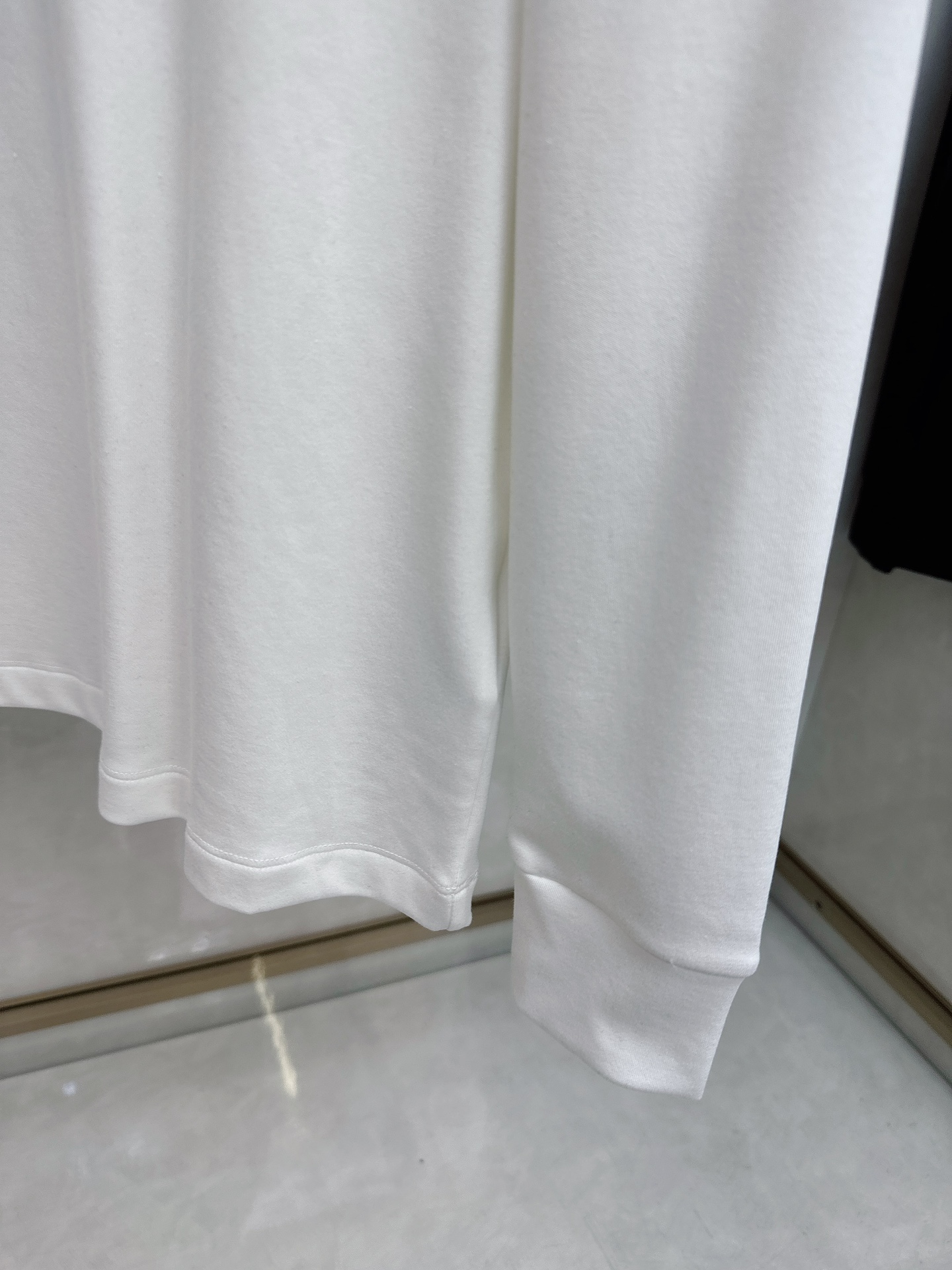 迪奥 Dior 2025秋冬专柜新款 时尚休闲打底衫长袖T恤，精选进口高密度双面拉架棉面料，精致原版lo