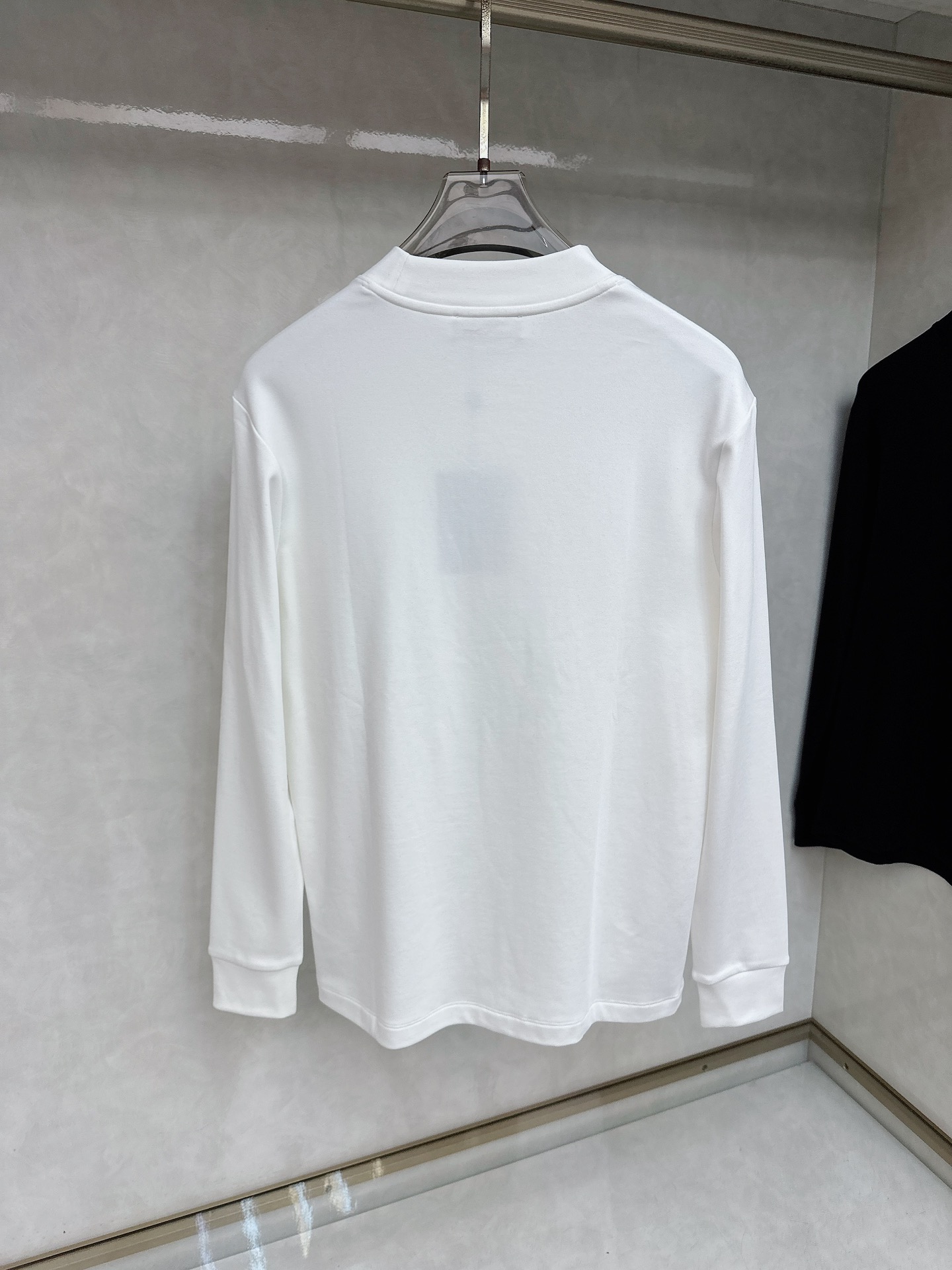 【新品】 ‼️‼️2025SS秋冬🆕 “驴”牌男士圆领长袖打底衫 柜台同步发售，高精细的奢华品质,轻奢感