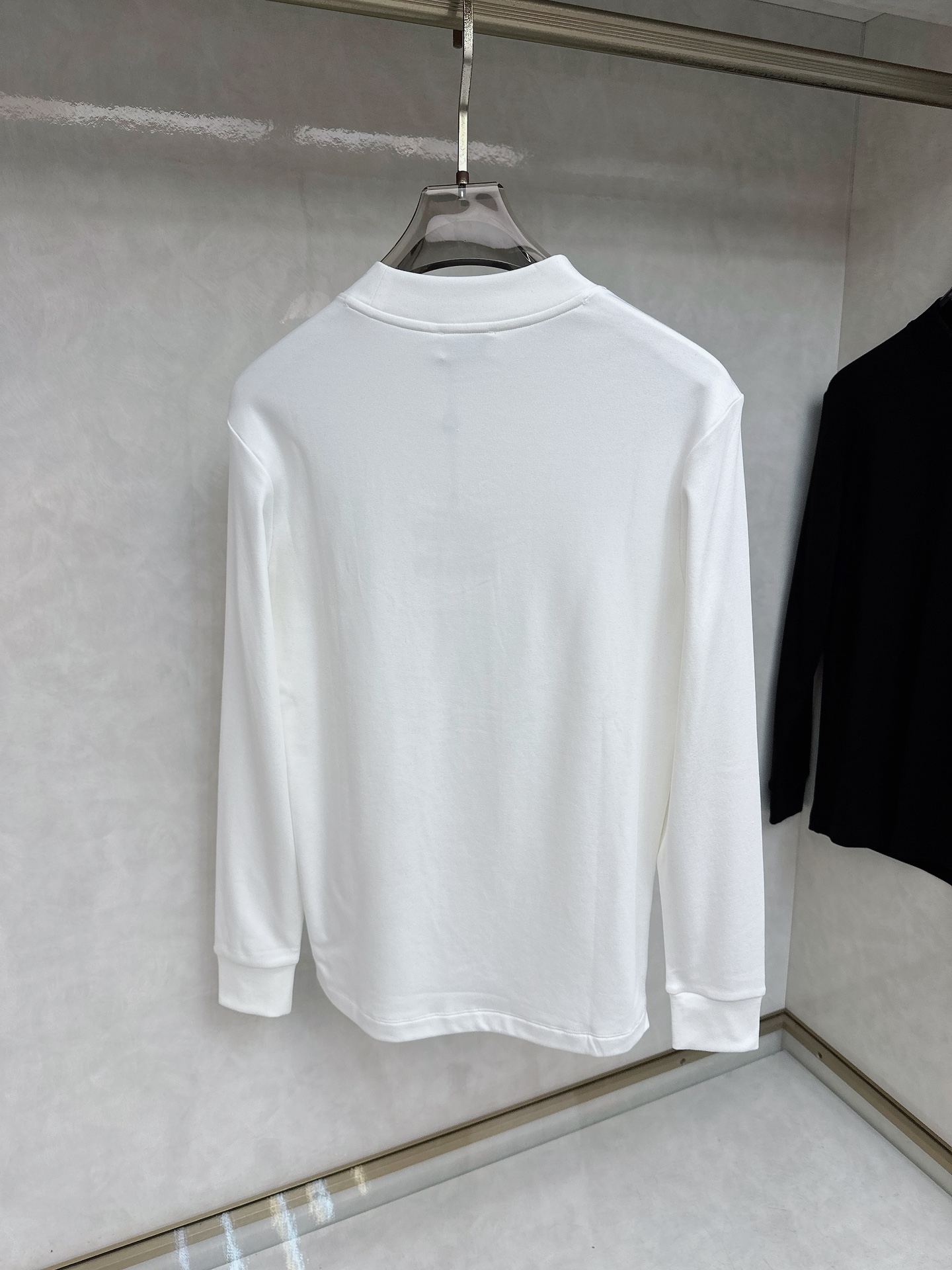 蒙口 Moncler 2025秋冬专柜新款 时尚休闲打底衫长袖T恤，精选进口高密度双面拉架棉面料，精致原