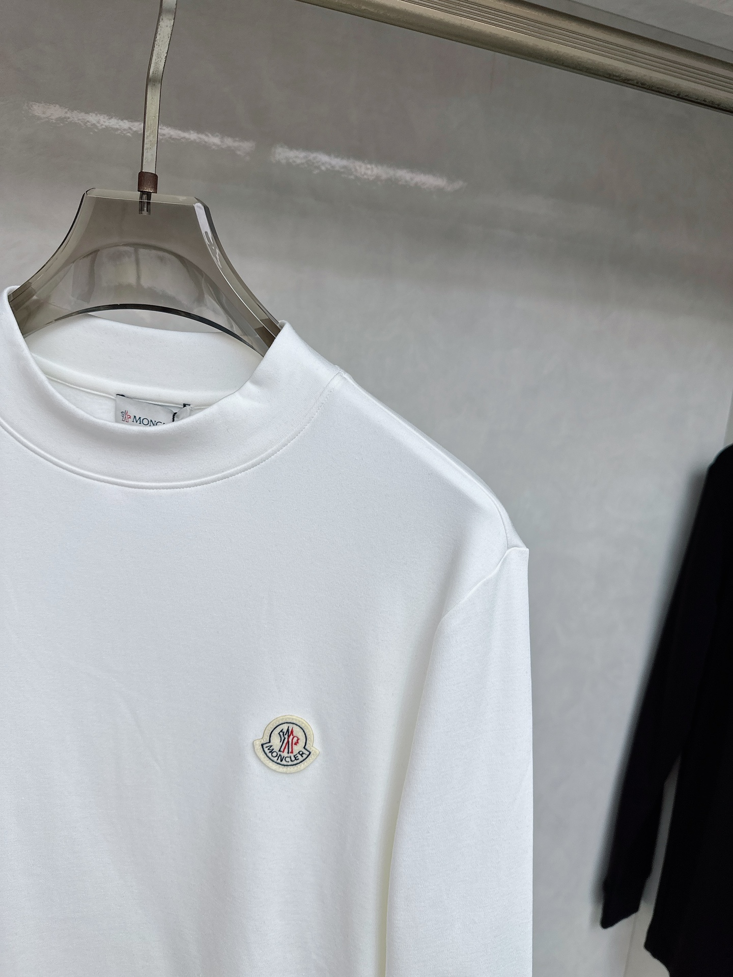 蒙口 Moncler 2025秋冬专柜新款 时尚休闲打底衫长袖T恤，精选进口高密度双面拉架棉面料，精致原