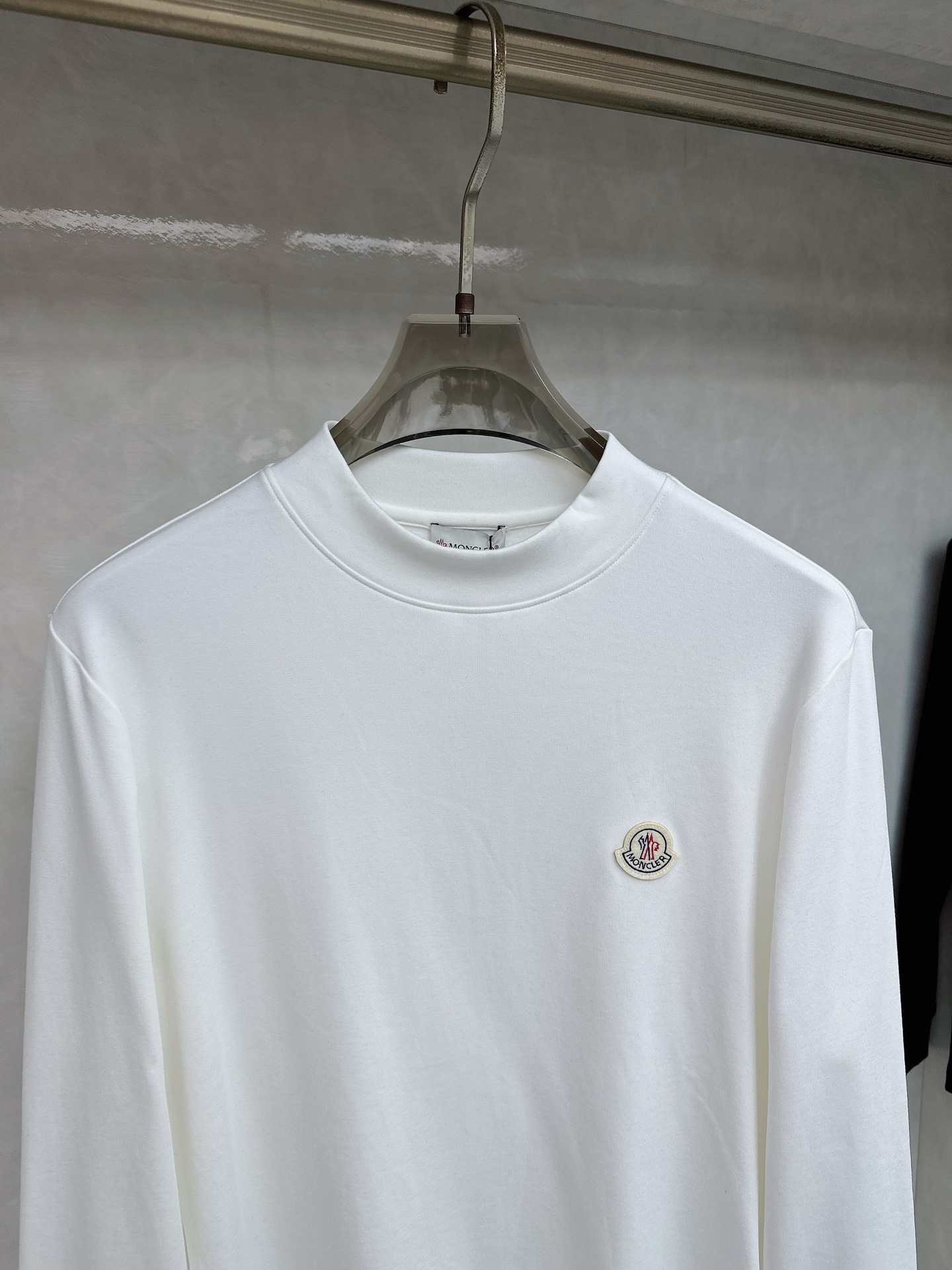 蒙口 Moncler 2025秋冬专柜新款 时尚休闲打底衫长袖T恤，精选进口高密度双面拉架棉面料，精致原
