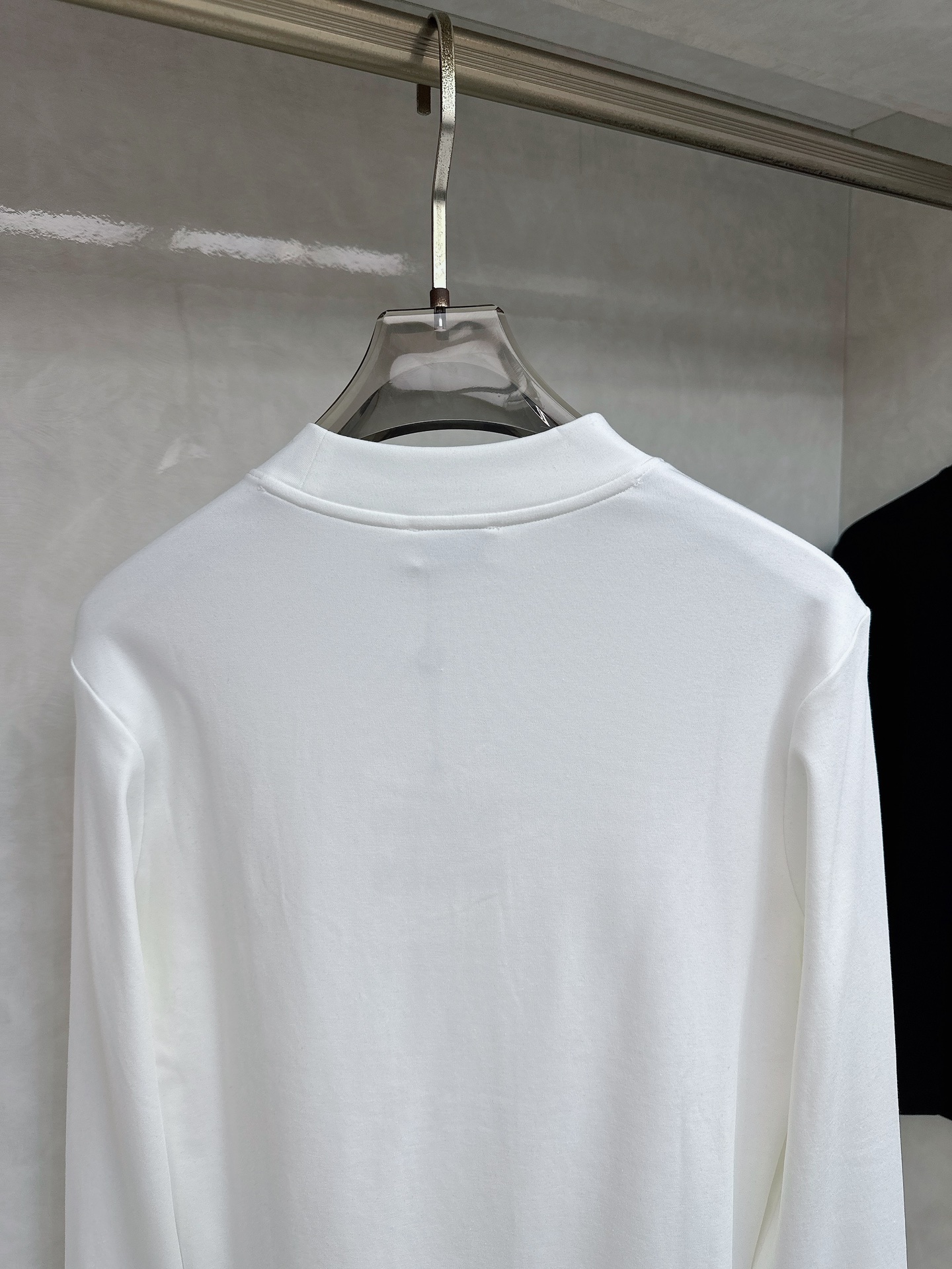 蒙口 Moncler 2025秋冬专柜新款 时尚休闲打底衫长袖T恤，精选进口高密度双面拉架棉面料，精致原