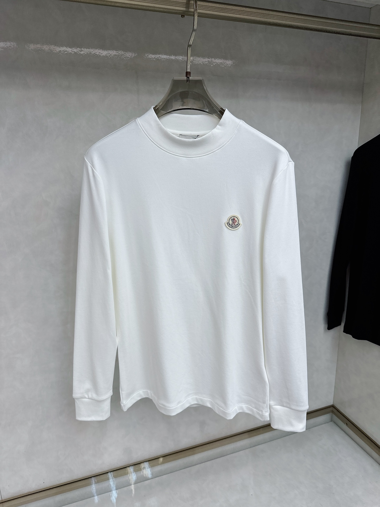 蒙口 Moncler 2025秋冬专柜新款 时尚休闲打底衫长袖T恤，精选进口高密度双面拉架棉面料，精致原