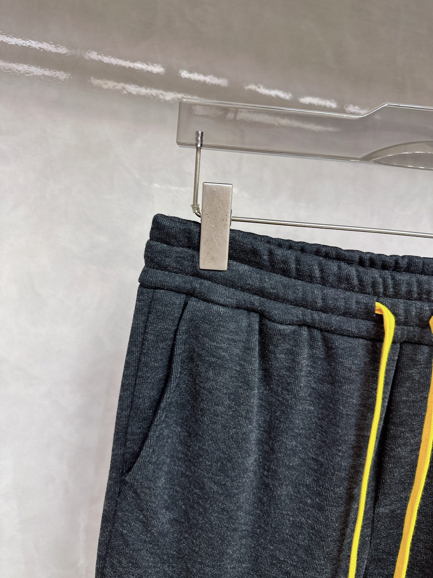 芬迪 2025秋冬最新款休闲裤 独家定制发售 原版定制 客供五金辅料 原单品质 进口客供定制面料重工洗水