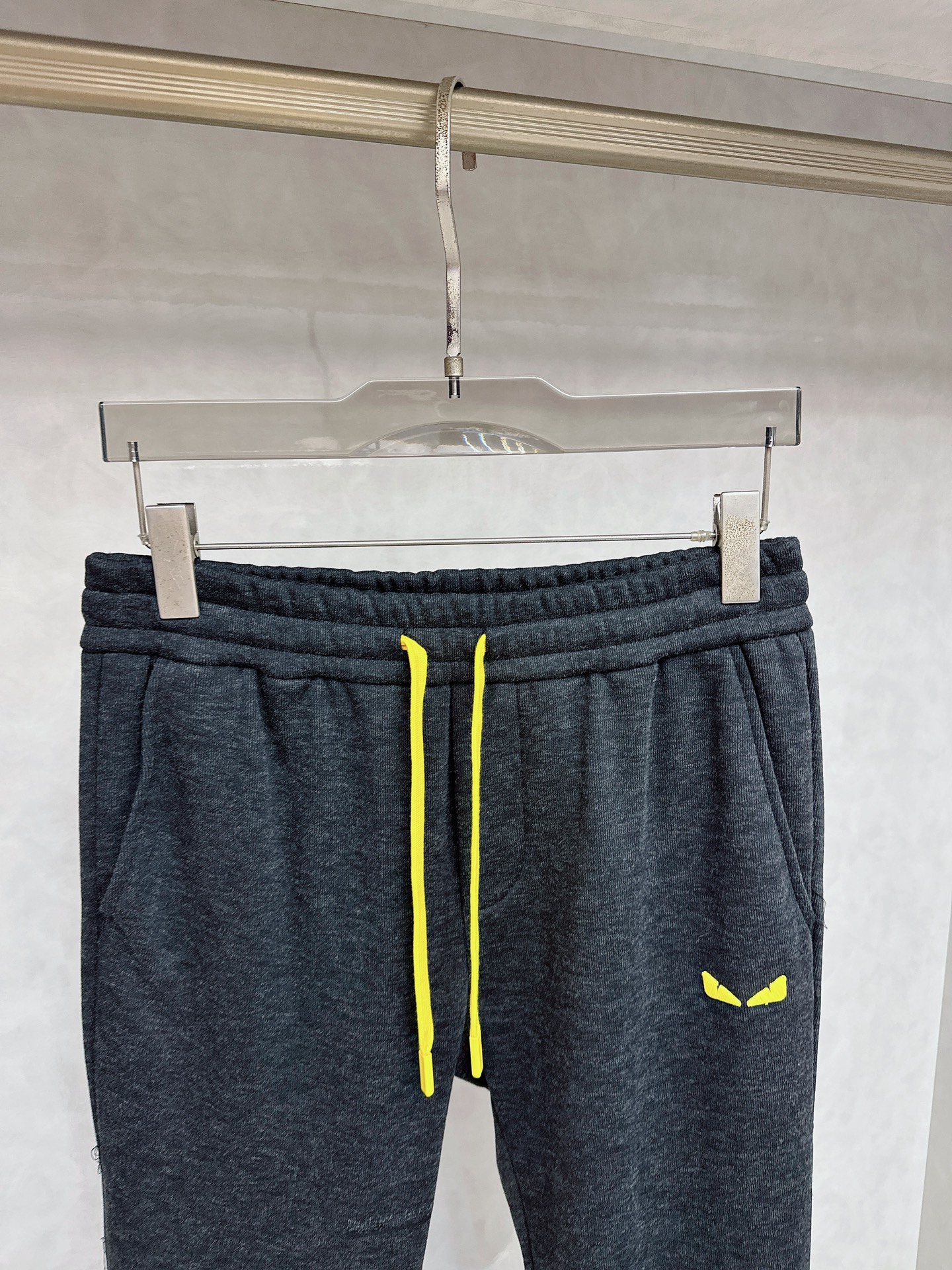 芬迪 2025秋冬最新款休闲裤 独家定制发售 原版定制 客供五金辅料 原单品质 进口客供定制面料重工洗水