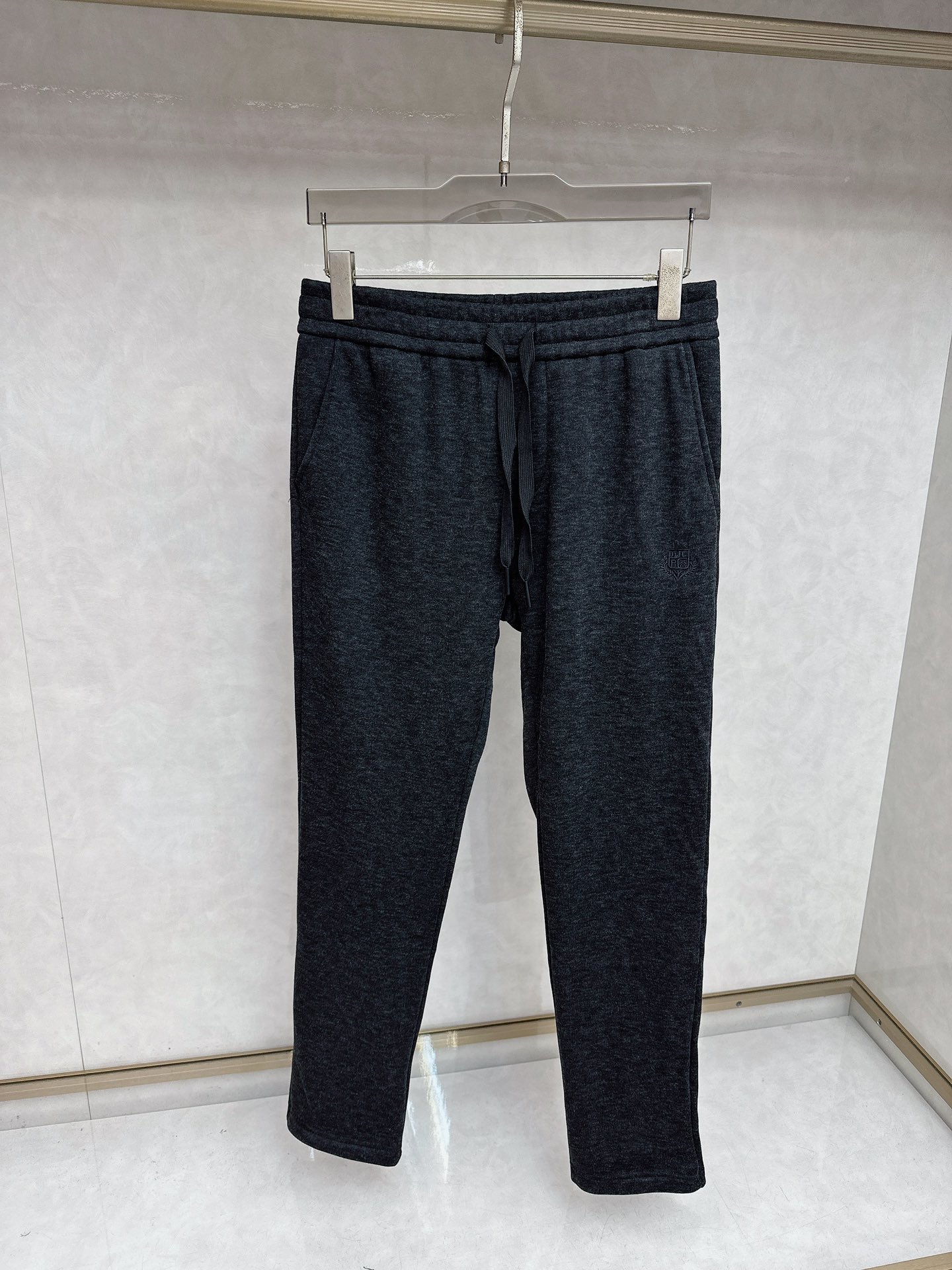 lp🆕 秋冬最新款休闲裤 独家定制发售 原版定制 客供五金辅料 原单品质 进口客供定制面料重工洗水 精品