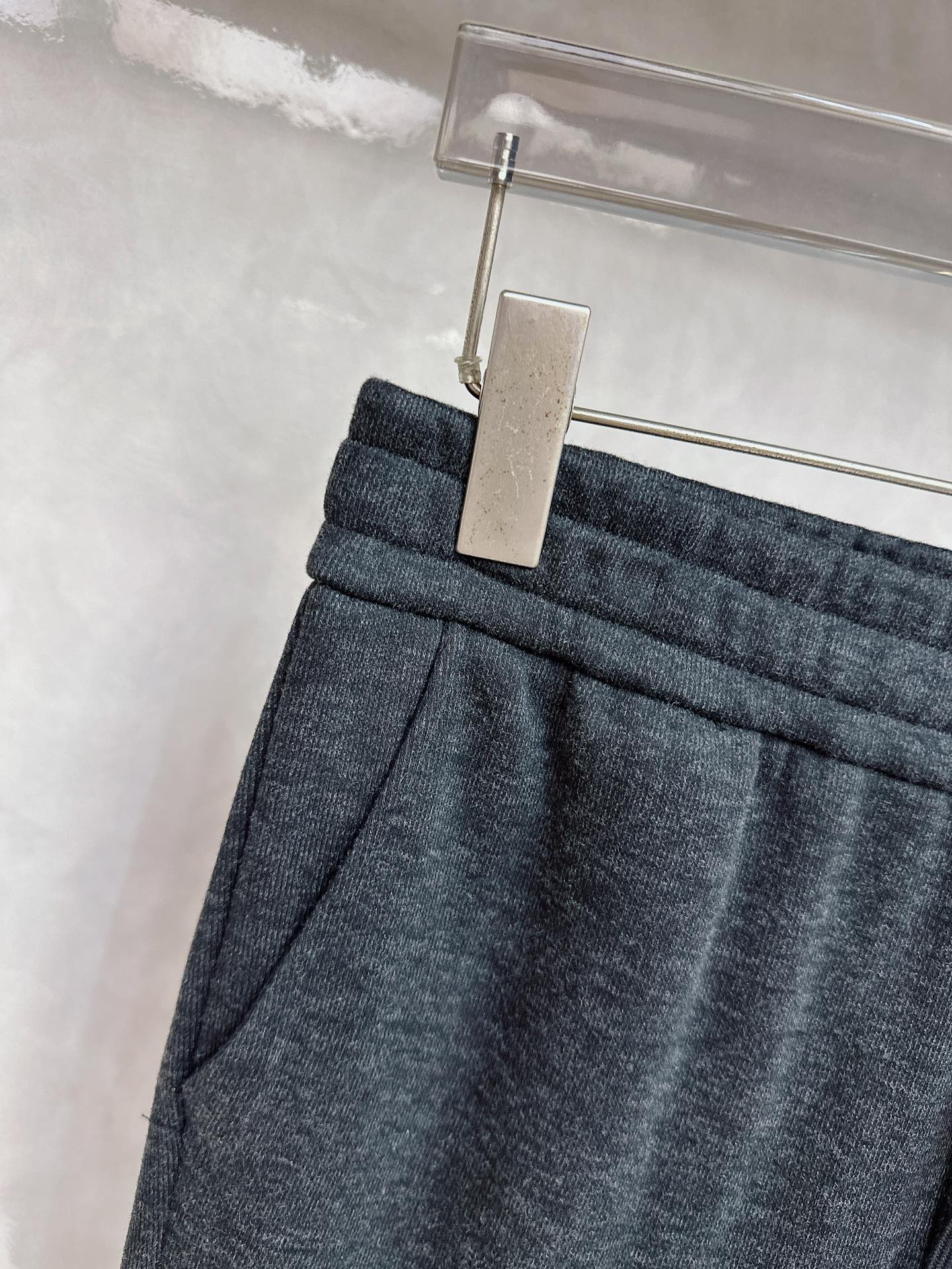 lp🆕 秋冬最新款休闲裤 独家定制发售 原版定制 客供五金辅料 原单品质 进口客供定制面料重工洗水 精品