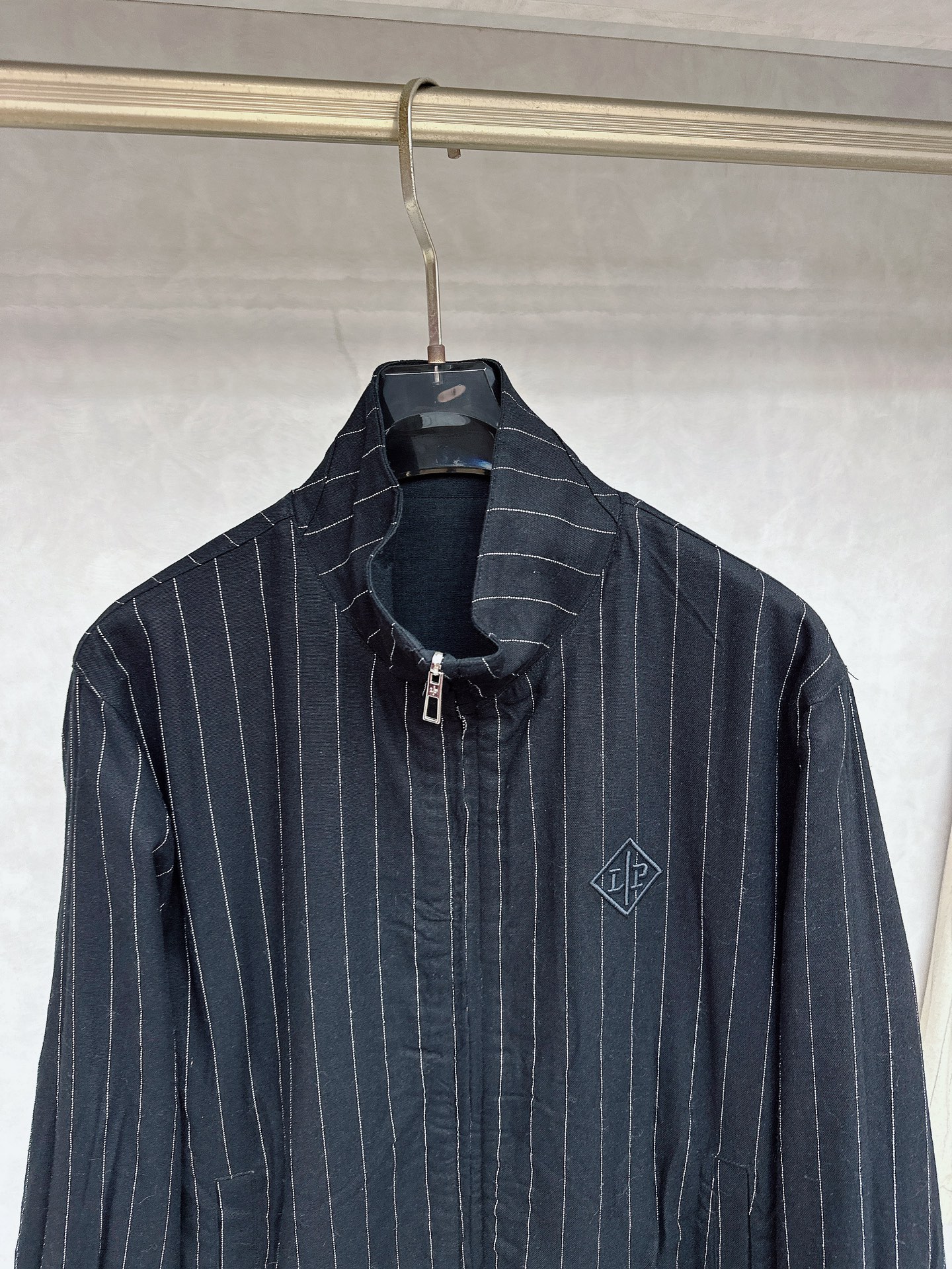 Loro Piana诺悠翩雅 2025秋冬新品男士休闲夹克外套，外贸公司订单！胸前logo图案刺绣设计！