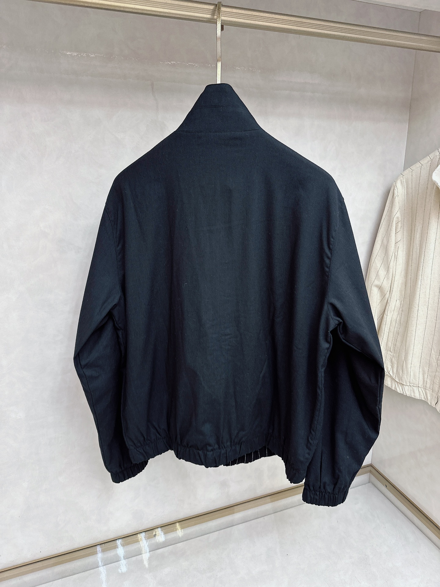 Loro Piana诺悠翩雅 2025秋冬新品男士休闲夹克外套，外贸公司订单！胸前logo图案刺绣设计！