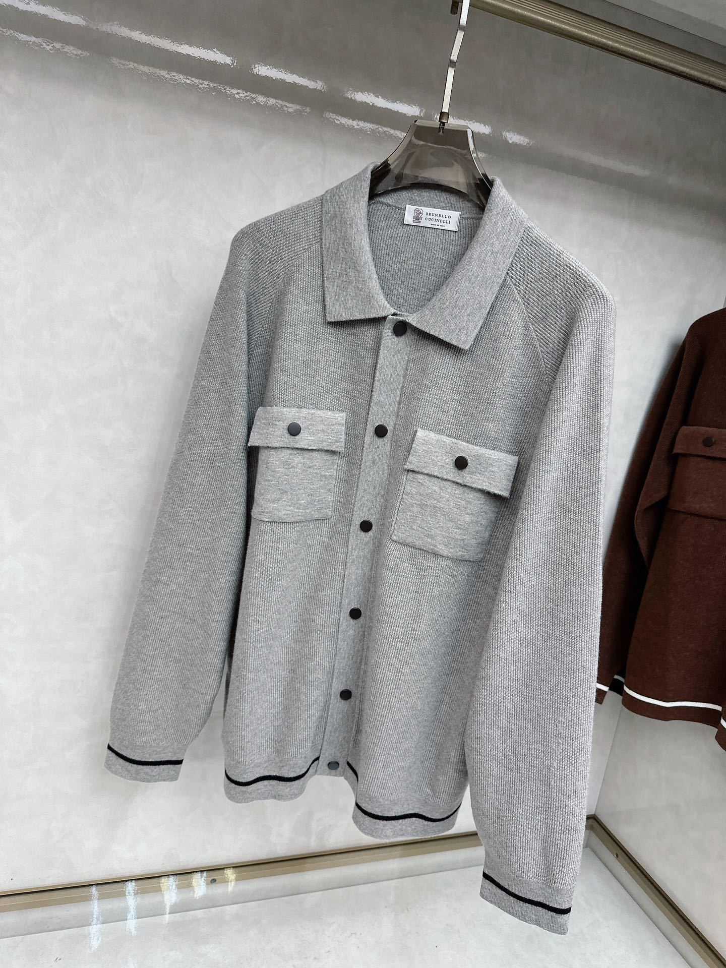 BrunelloCucinelli布鲁内洛．库奇内利 BC 2025ss秋冬新品翻领针织毛衣外套，美式穿