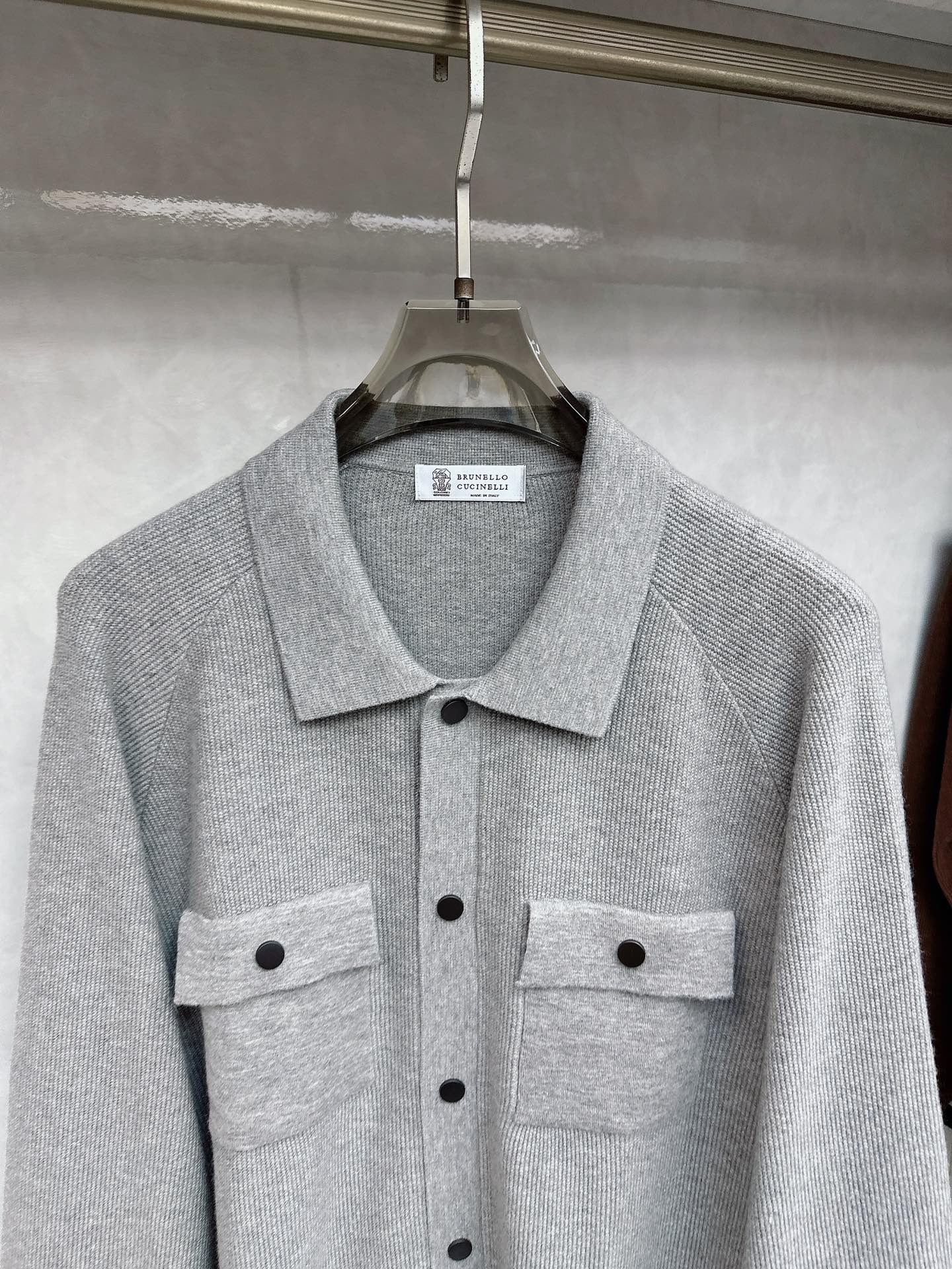BrunelloCucinelli布鲁内洛．库奇内利 BC 2025ss秋冬新品翻领针织毛衣外套，美式穿