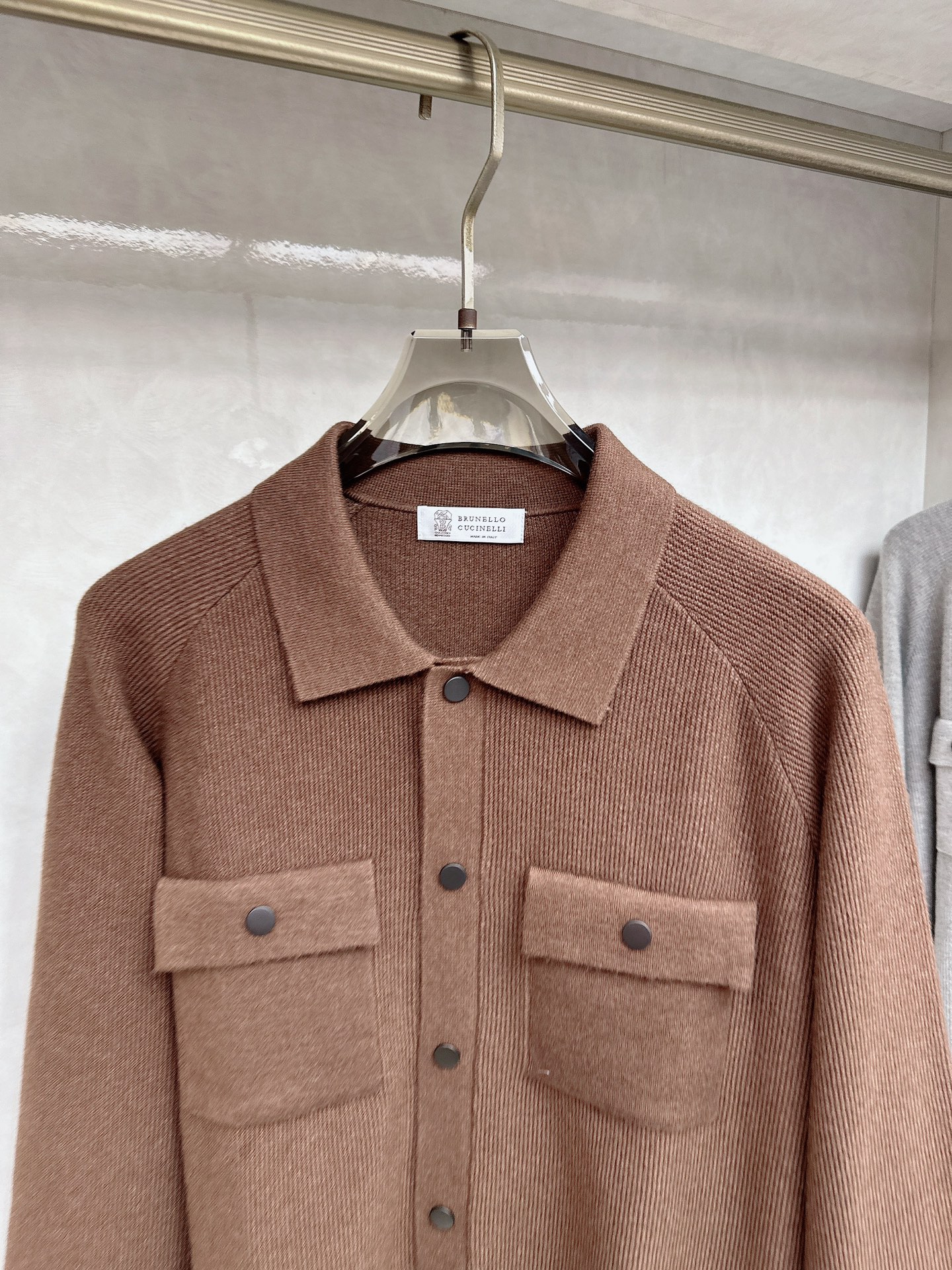 BrunelloCucinelli布鲁内洛．库奇内利 BC 2025ss秋冬新品翻领针织毛衣外套，美式穿