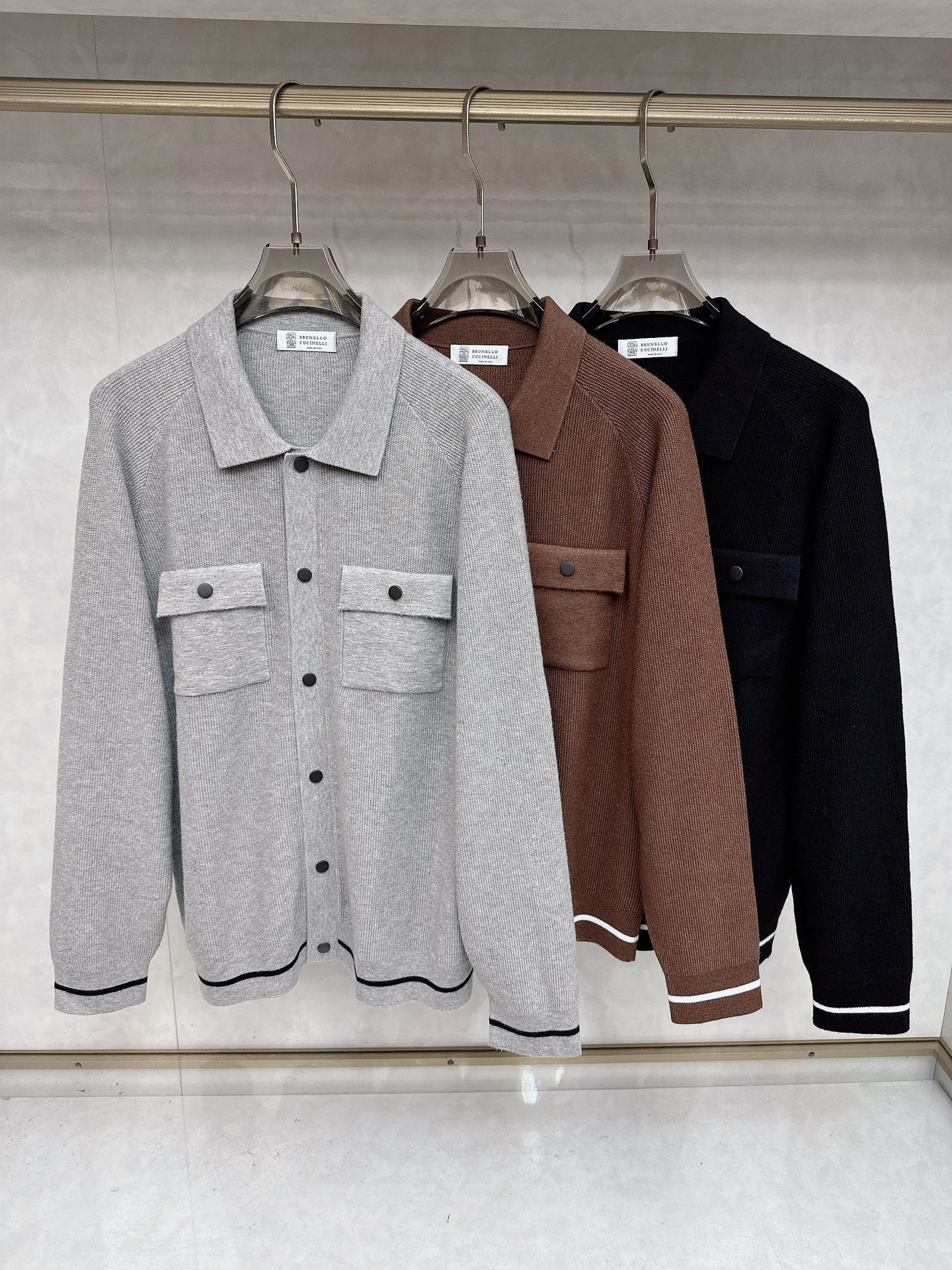 BrunelloCucinelli布鲁内洛．库奇内利 BC 2025ss秋冬新品翻领针织毛衣外套，美式穿