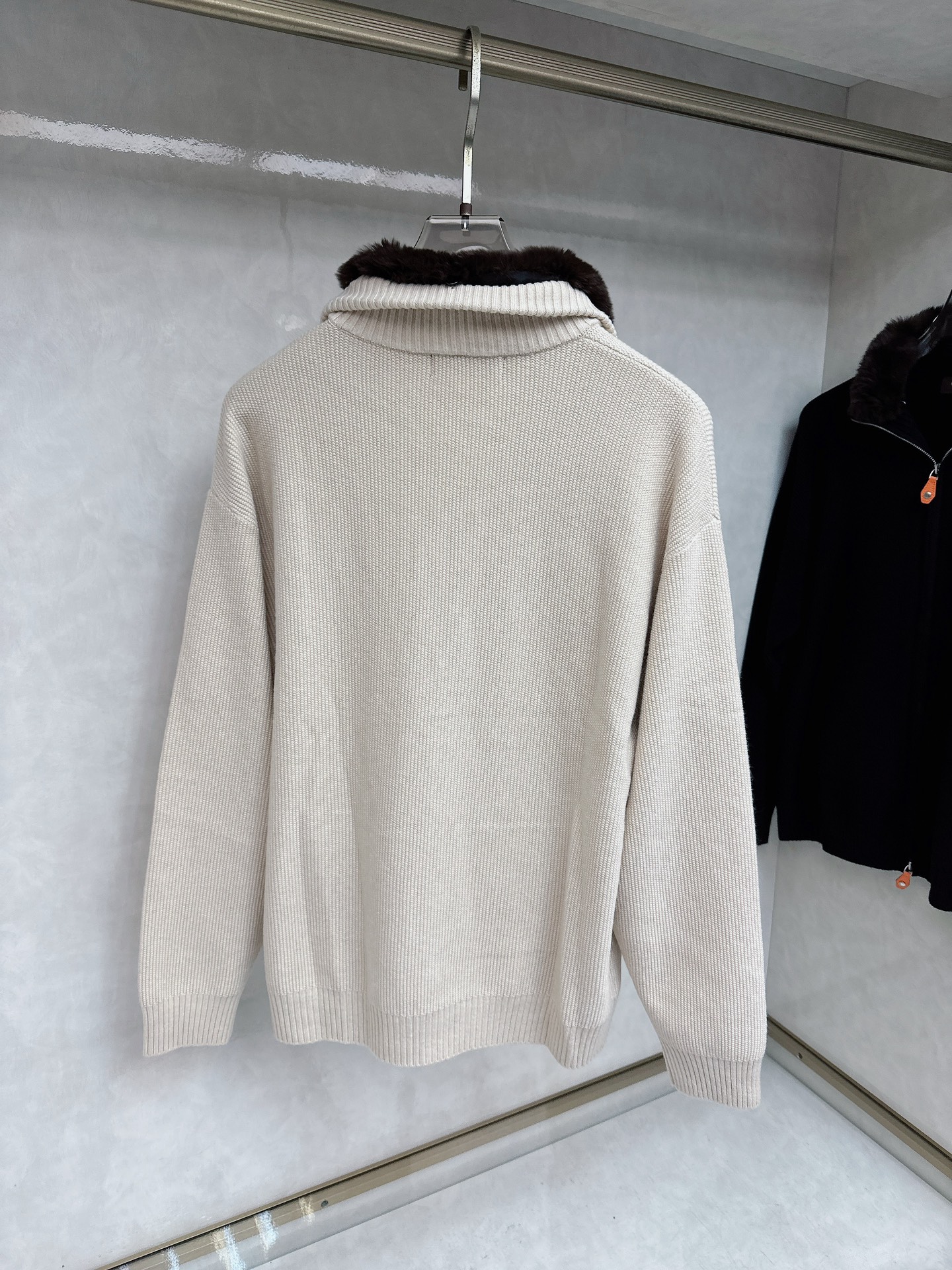 LLoroana 2025ss秋冬新品毛领拉链针织毛衣外套，毛领可拆卸设计，美式穿搭经典设计 基础色随意