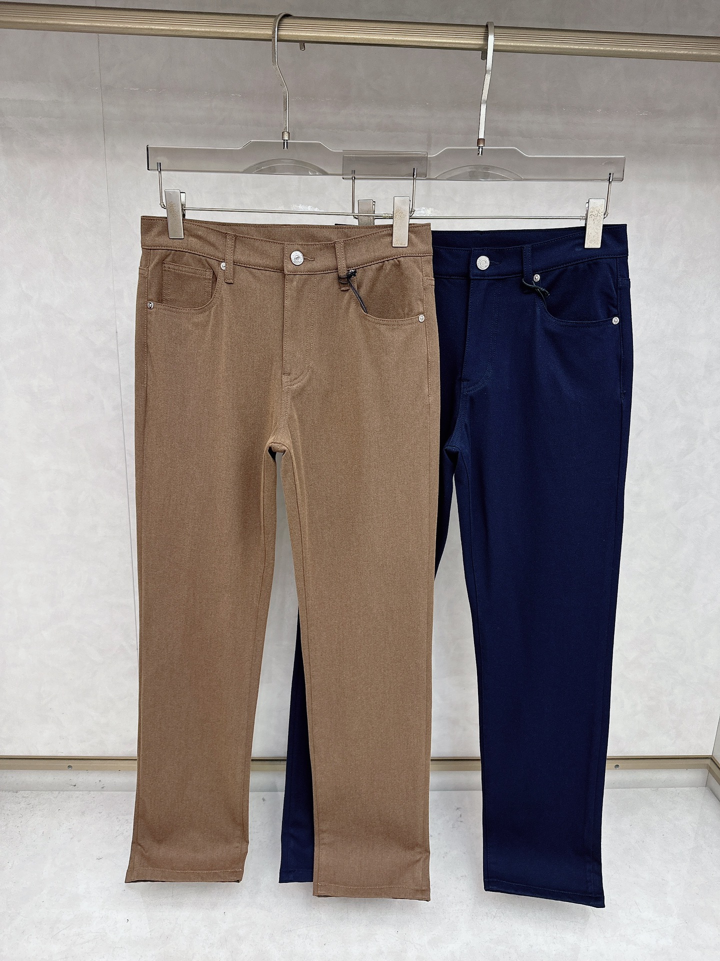 NO:598839,Ermenegildo Zegna's 2025 autumn and winter new models are on sale simultaneously on the official website, 2025 autumn and winter new men's casual jeans, original quality, customized original denim fabric, logo pattern design, body original hardware accessories decoration, three-dimensional and clear, c super trendy personality, fashionable and stylish upper body!  Must-have items for trendy men in sizes 29-36,,zegna,jeans,alexander wang19860909杰尼亚 2025秋冬新款官网同步发售,2025秋冬新品男士休闲牛仔裤,原单品质,定制原版牛仔面料,logo图案设计,身原版五金辅料装饰,立体清晰,c超级潮流个性,上身时尚有型！潮男必备单品 码数29-36,,zegna,jeans,alexander wang,Men's clothing