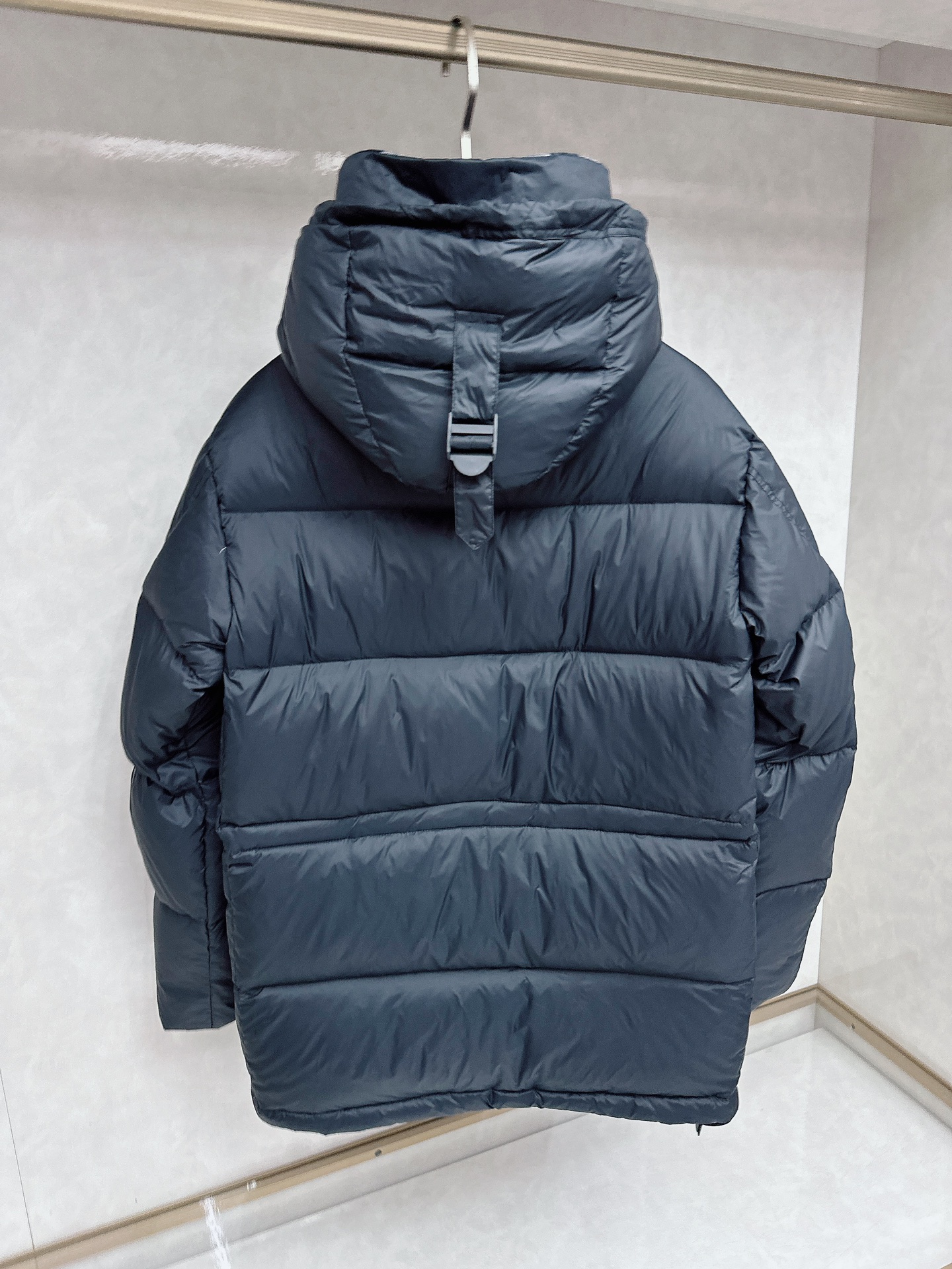 巴宝莉羽绒服日本进口顶级东丽面料，男士羽绒服外套,欧洲定制版！顶级品控！内里的衬布面料采用同样是进口的高