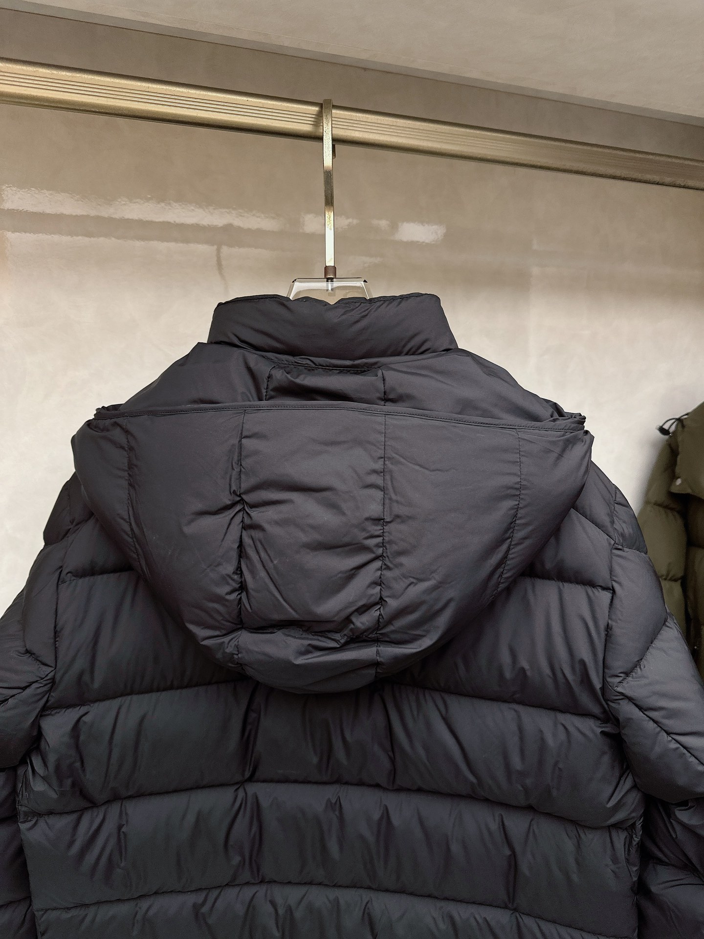 😊 2025秋冬新款羽绒服 原版订制五金配件全进口原版定制 欢迎对比 绝对的高品质 采用顶级进口白鹅绒填